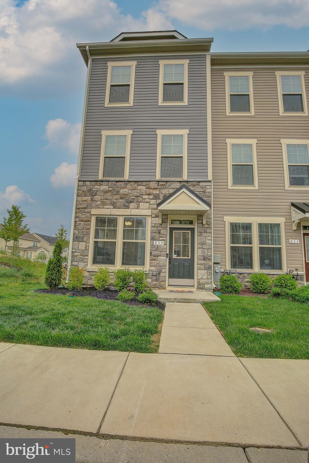 TANYARD COVE NORTH - Residential