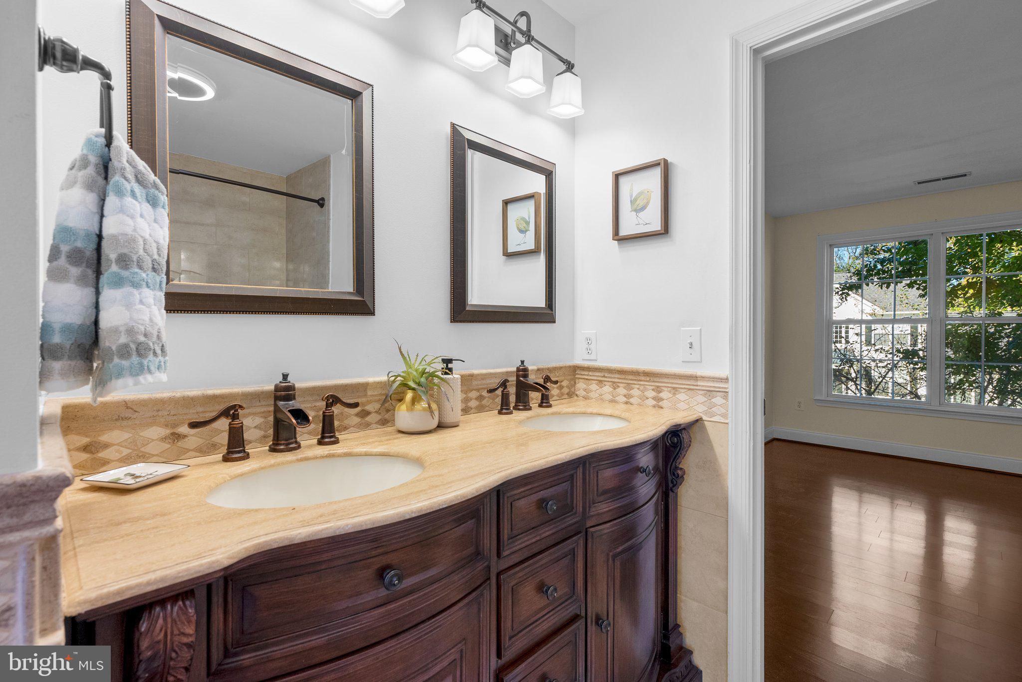 CLARKS GLEN - Residential