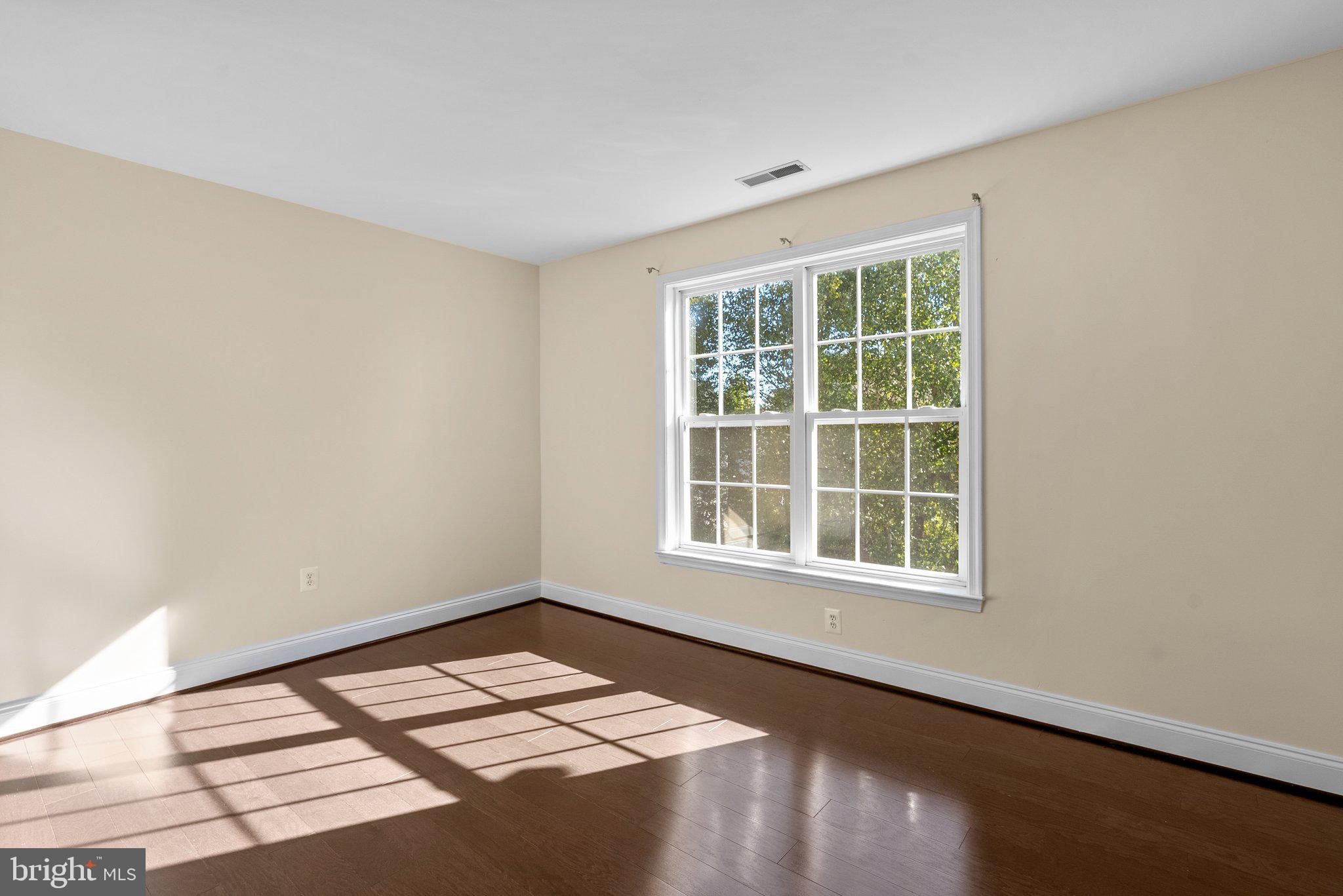 CLARKS GLEN - Residential