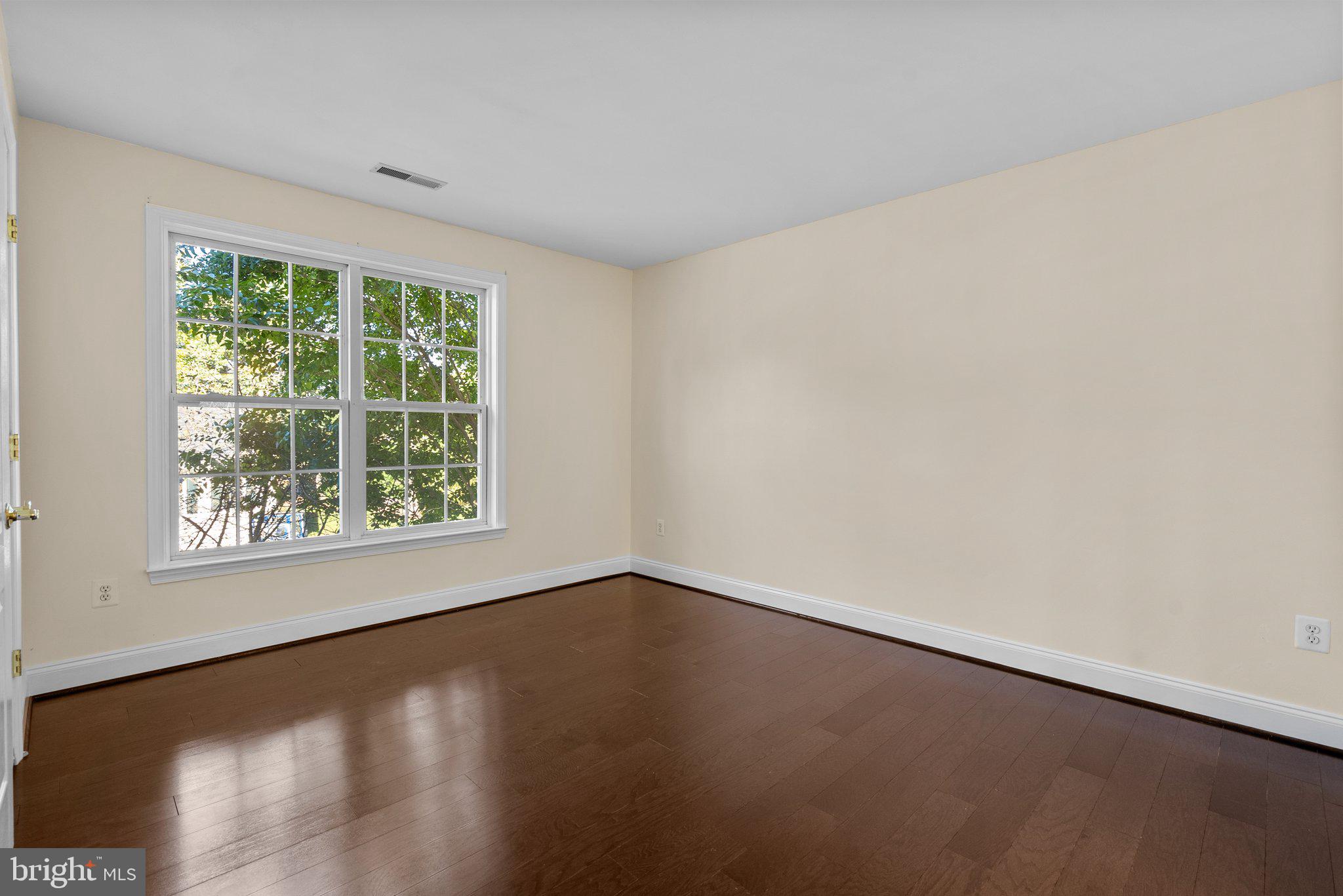 CLARKS GLEN - Residential