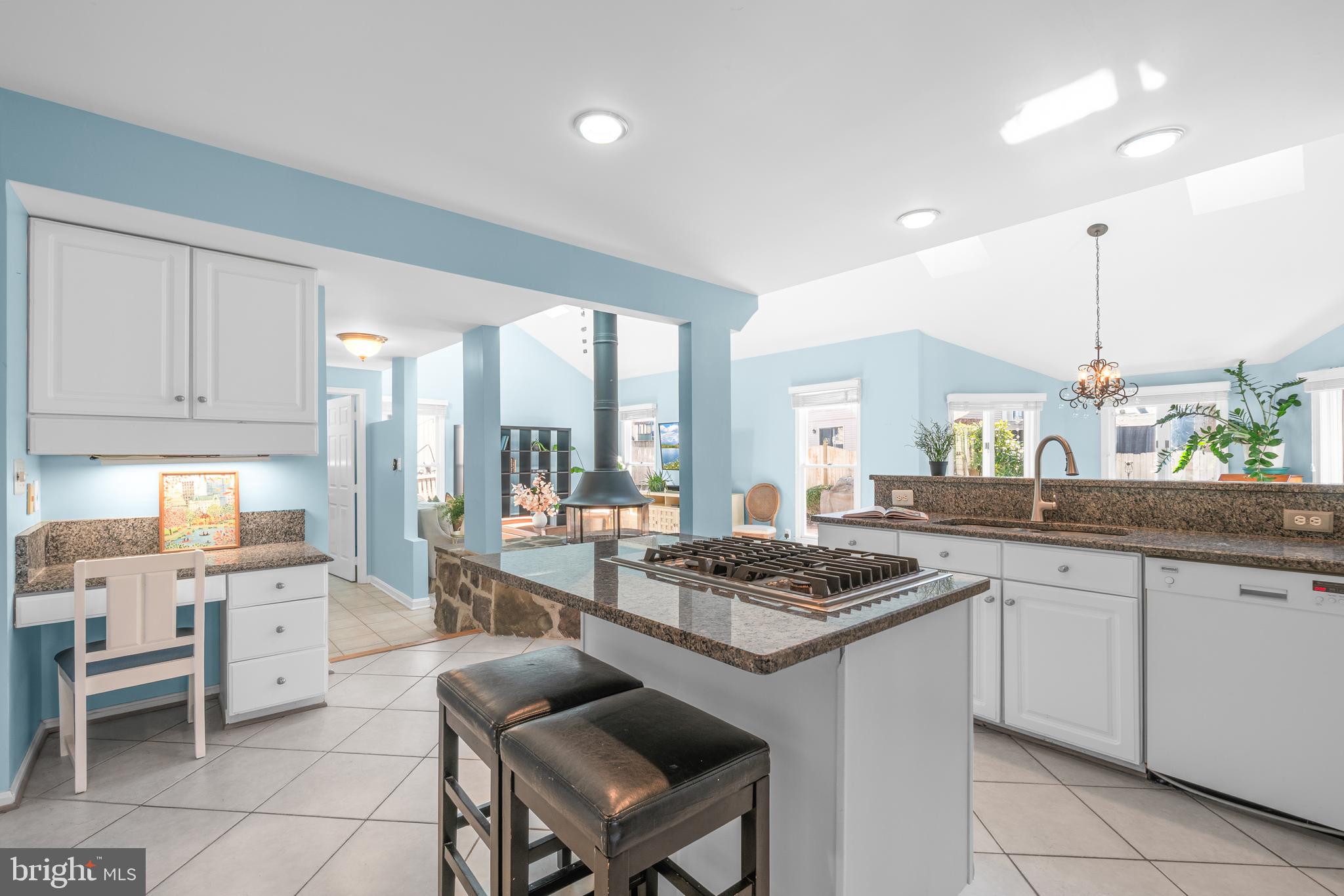 BROOKEVILLE KNOLLS - Residential