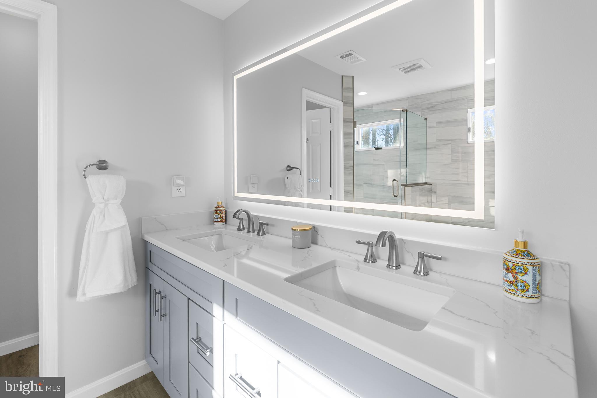 BROOKEVILLE KNOLLS - Residential