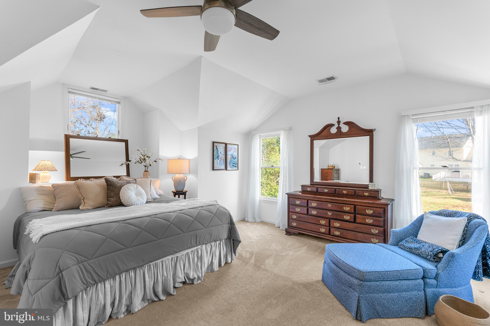 BROOKEVILLE KNOLLS - Residential