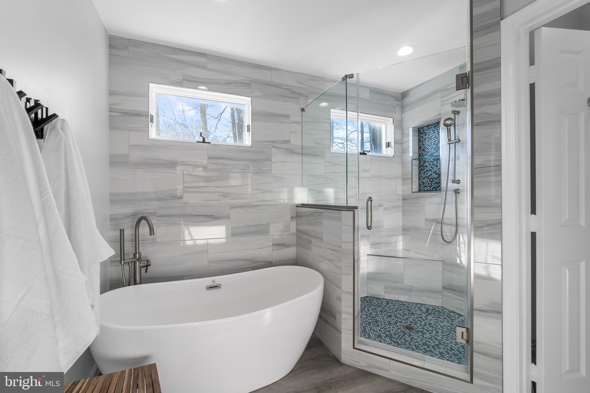 BROOKEVILLE KNOLLS - Residential