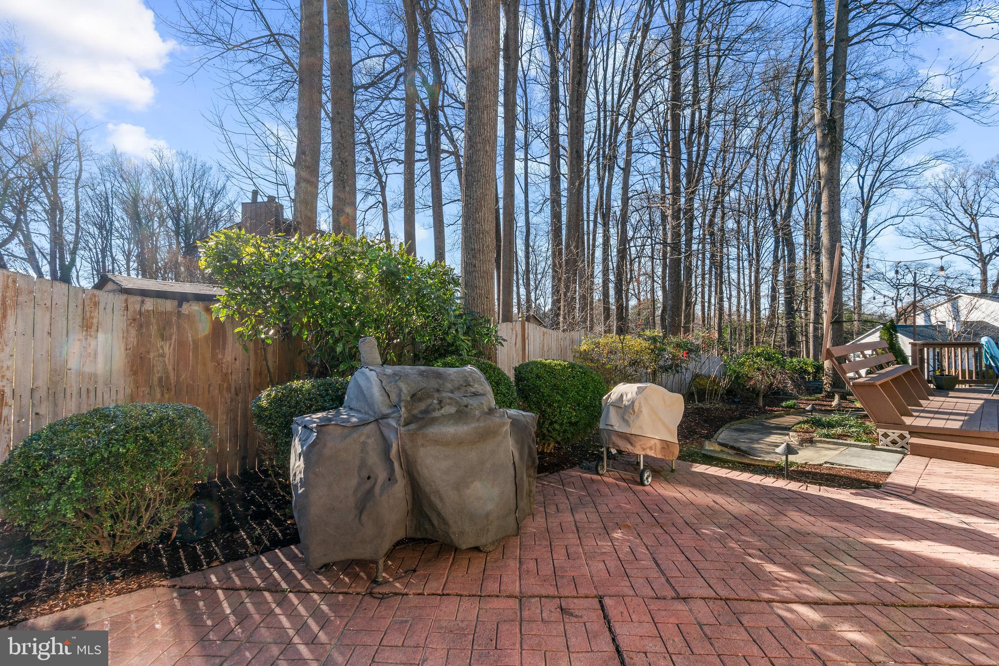 BROOKEVILLE KNOLLS - Residential