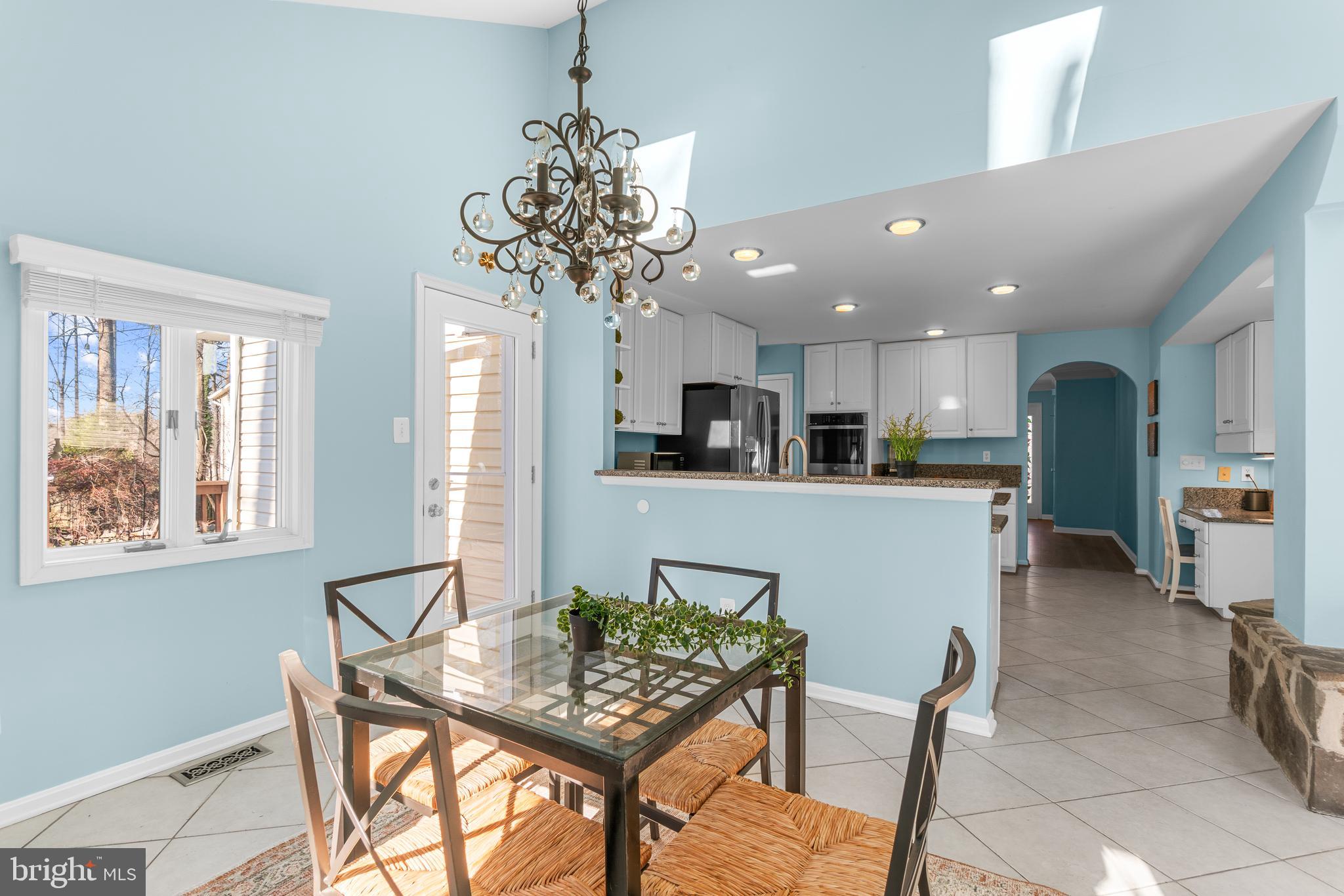 BROOKEVILLE KNOLLS - Residential