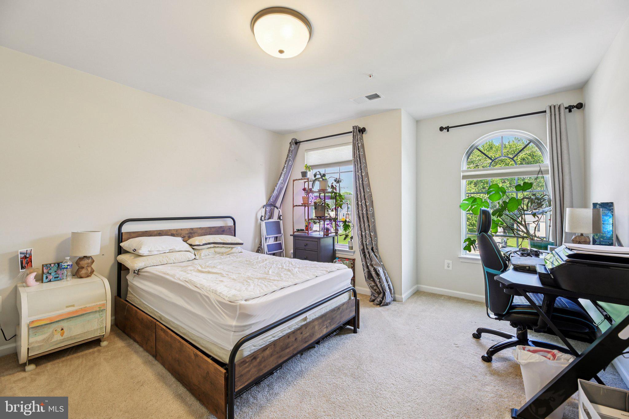 FIELDCREST - Residential