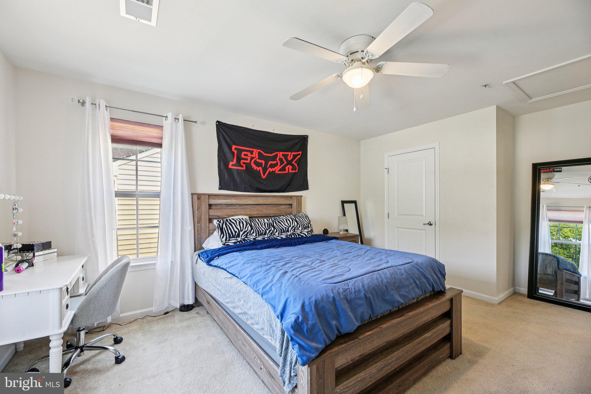 FIELDCREST - Residential