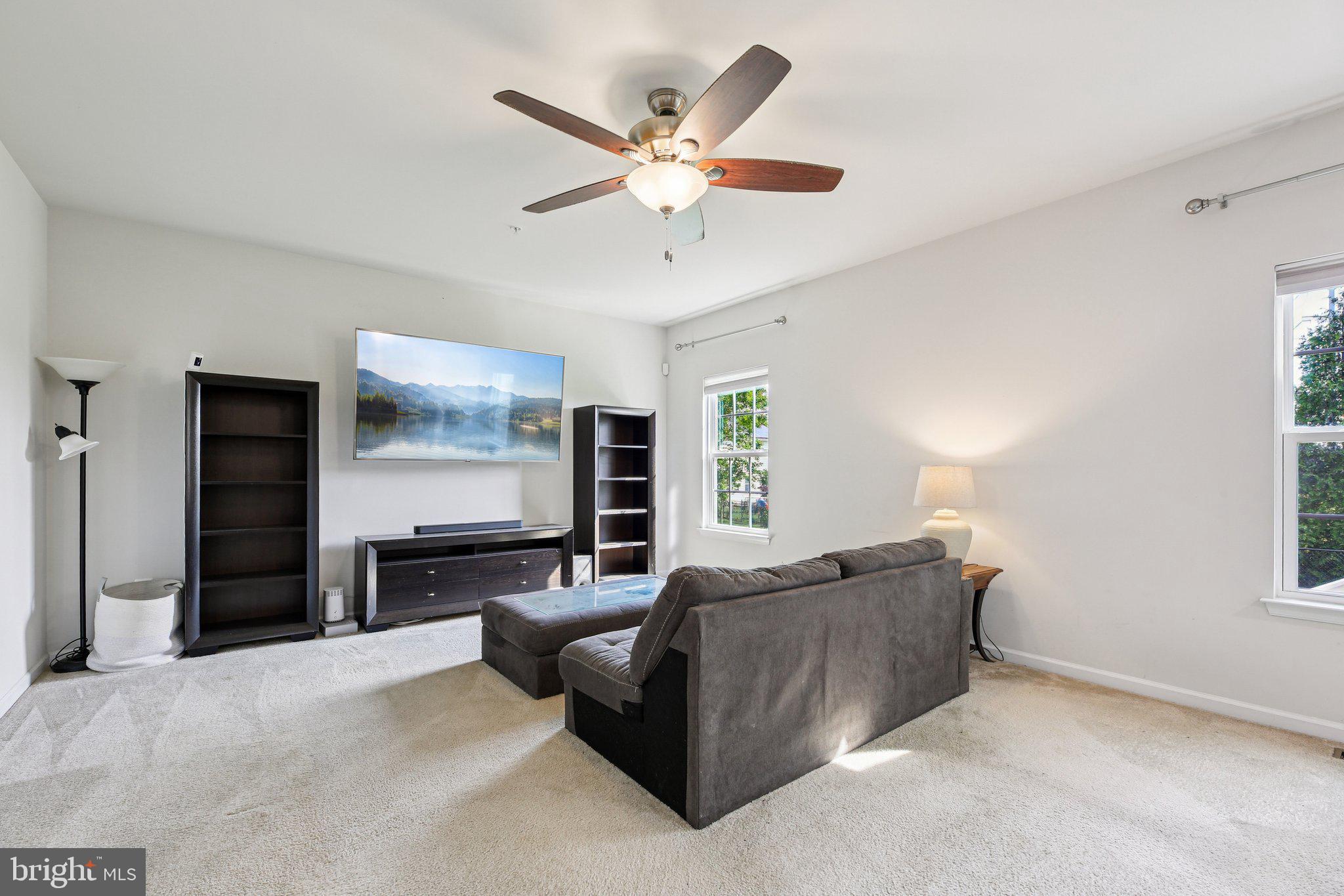 FIELDCREST - Residential