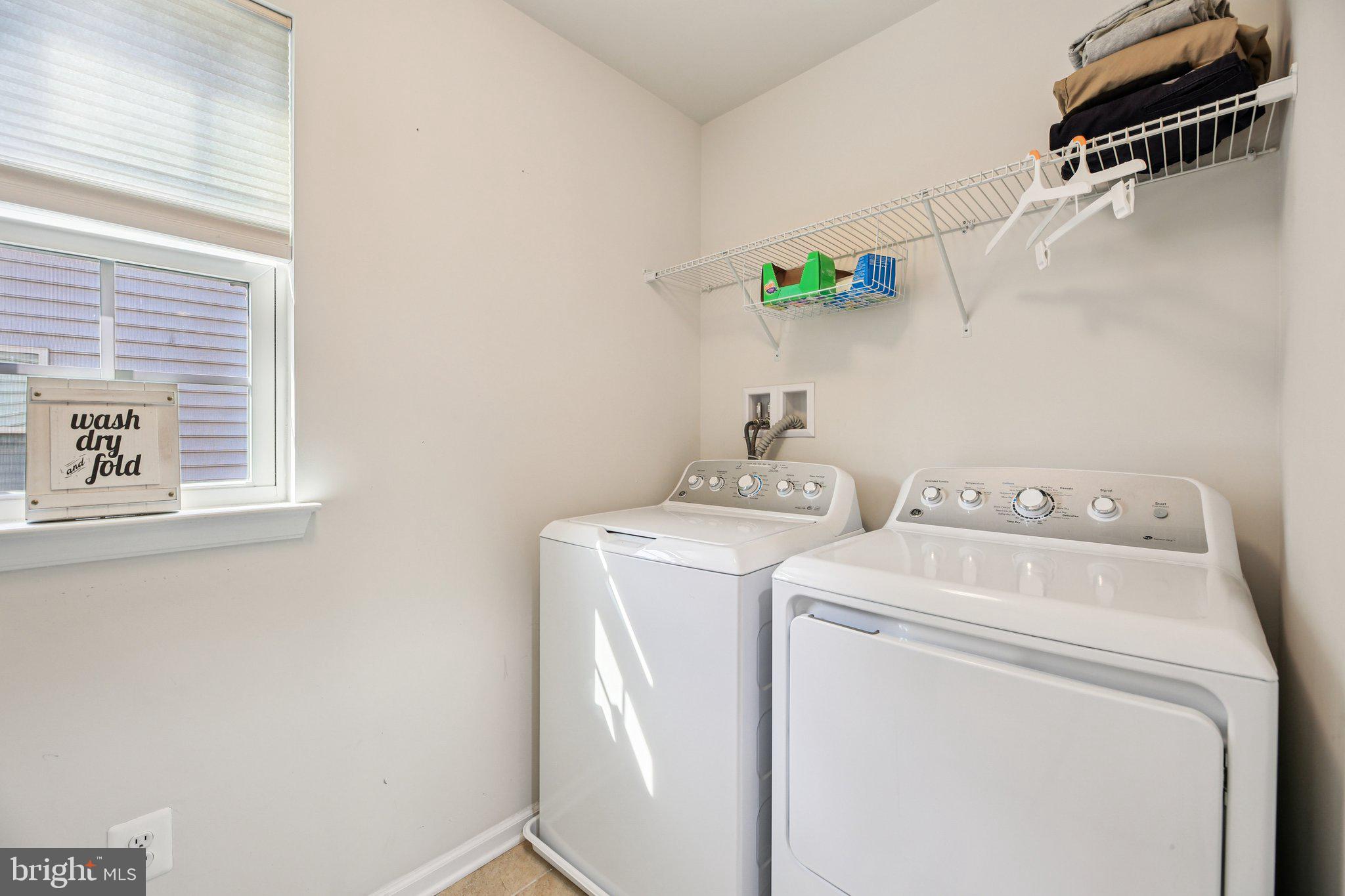 FIELDCREST - Residential