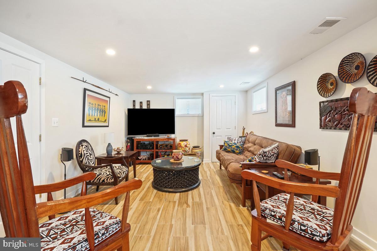 TAKOMA PARK - Residential