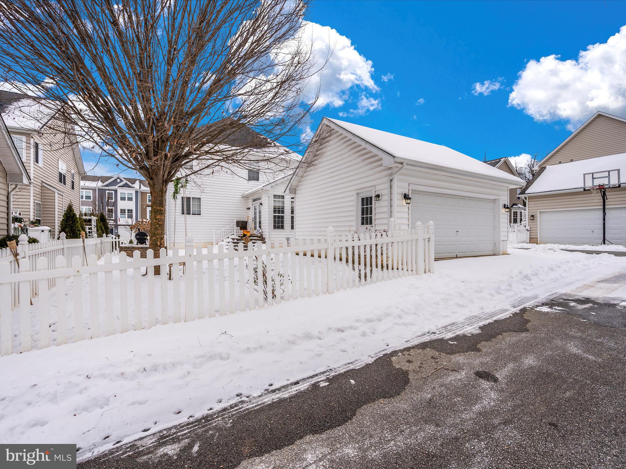 HUNTFIELD - Residential