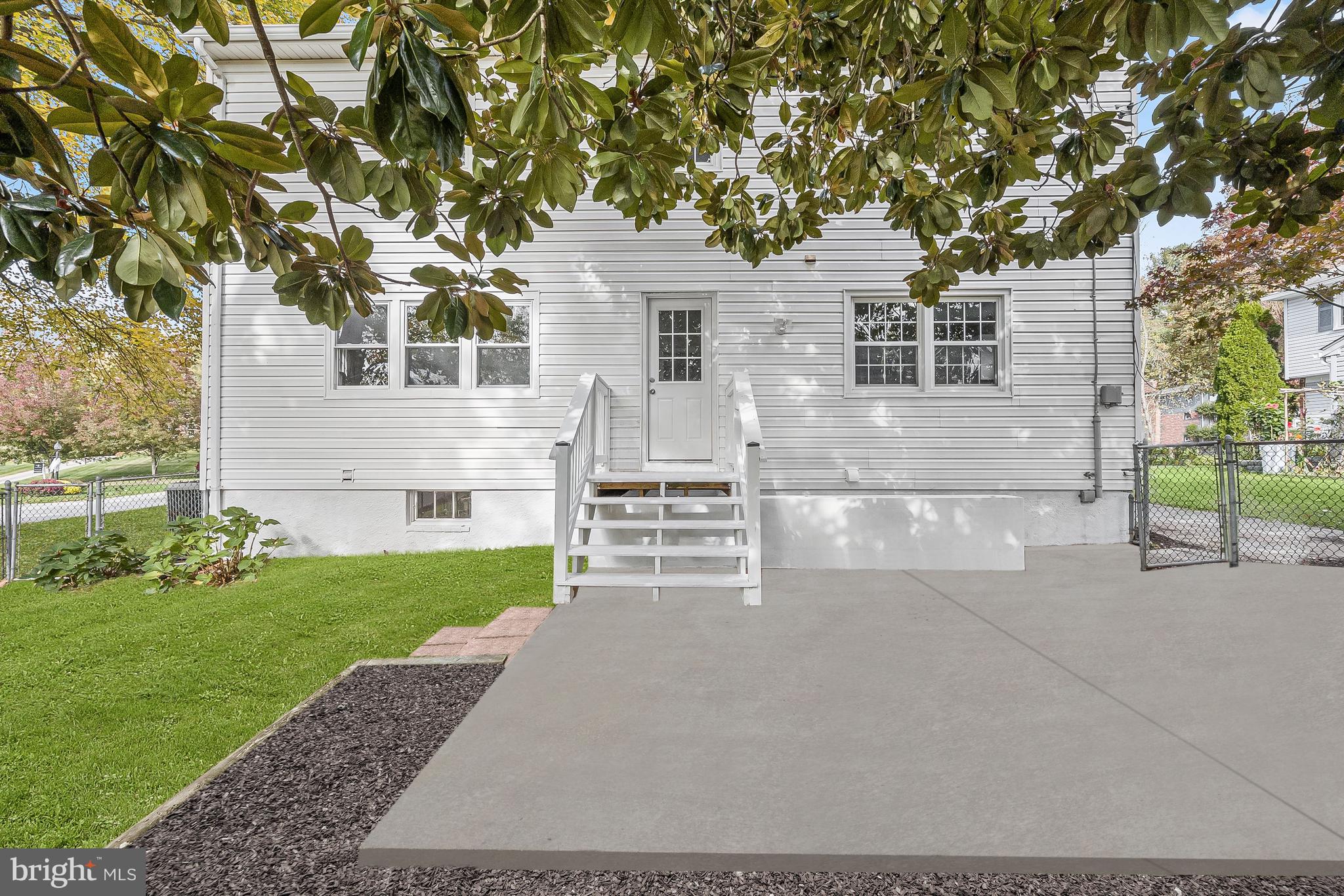 LUTHERVILLE - Residential