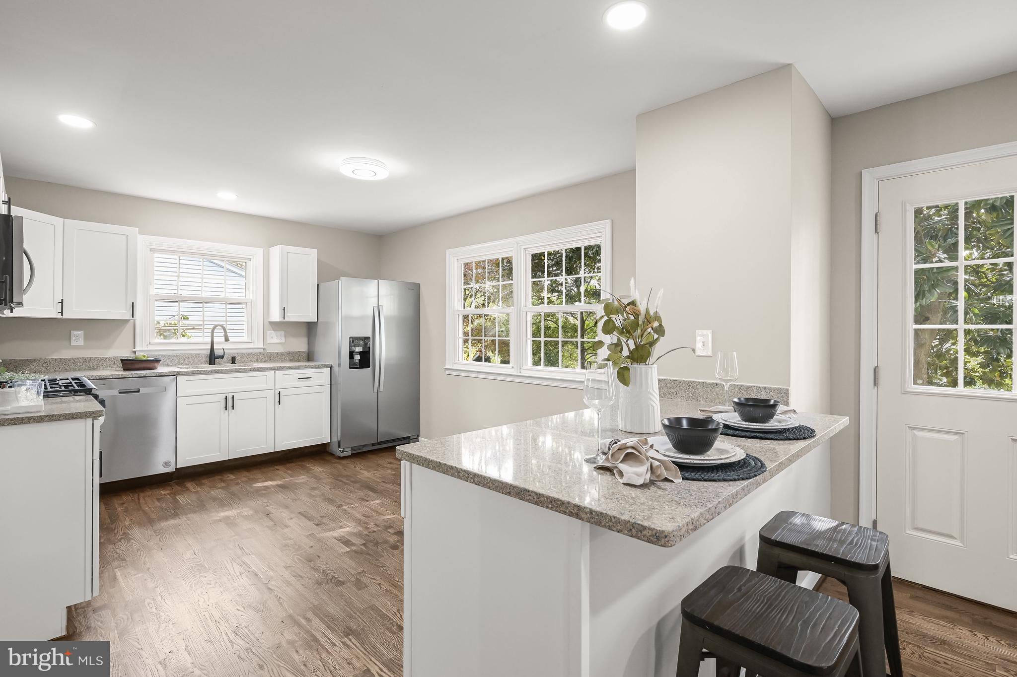 LUTHERVILLE - Residential