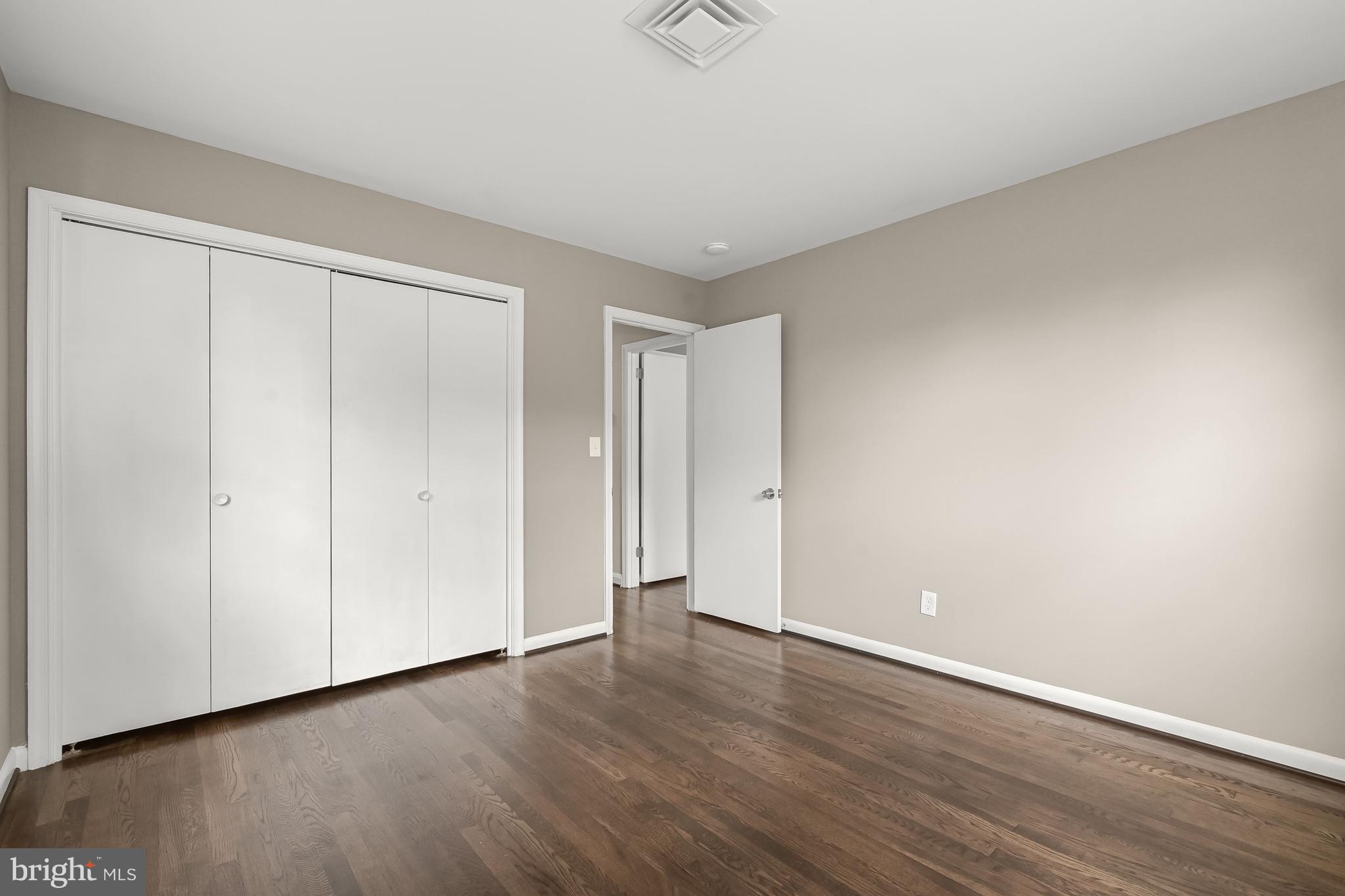 LUTHERVILLE - Residential