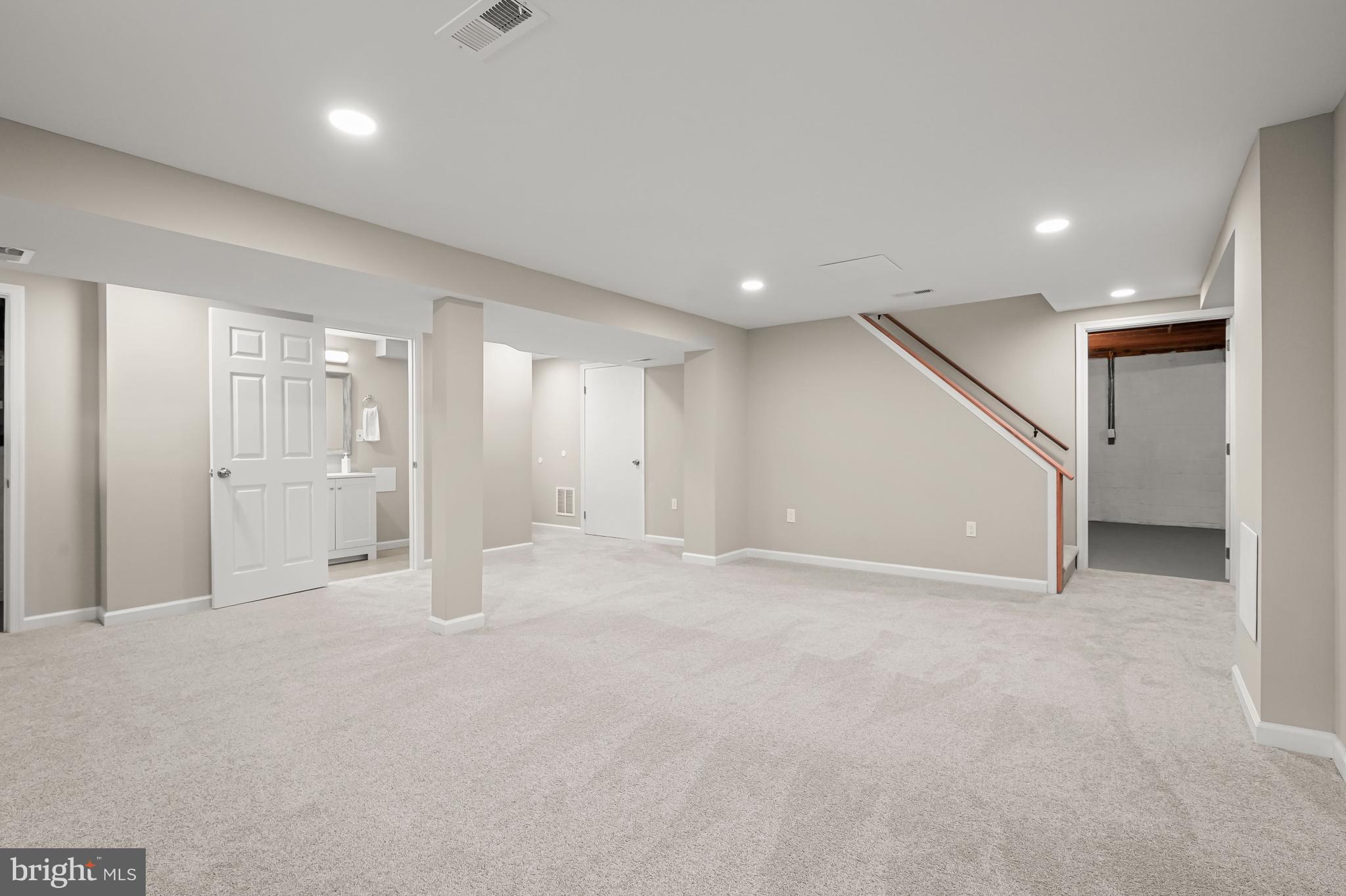 LUTHERVILLE - Residential