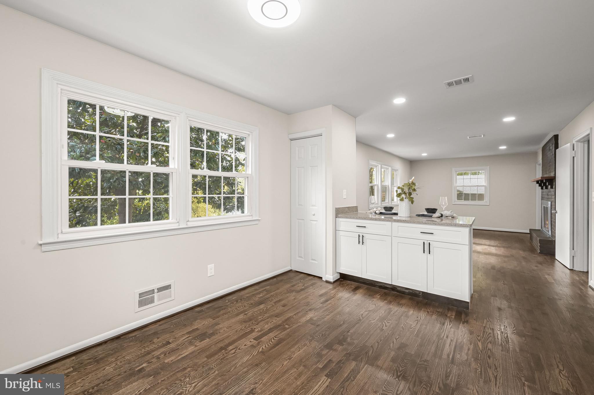 LUTHERVILLE - Residential