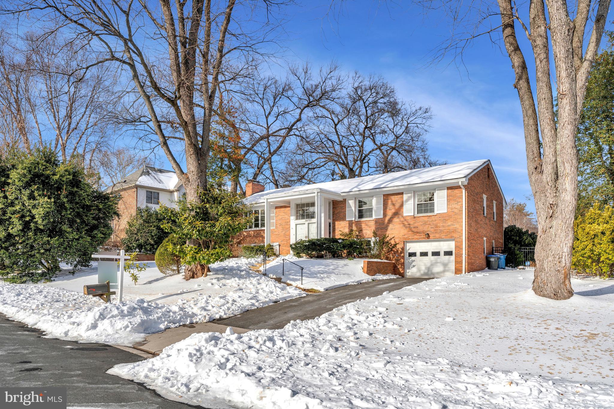 7802 BIRNAM WOOD DRIVE