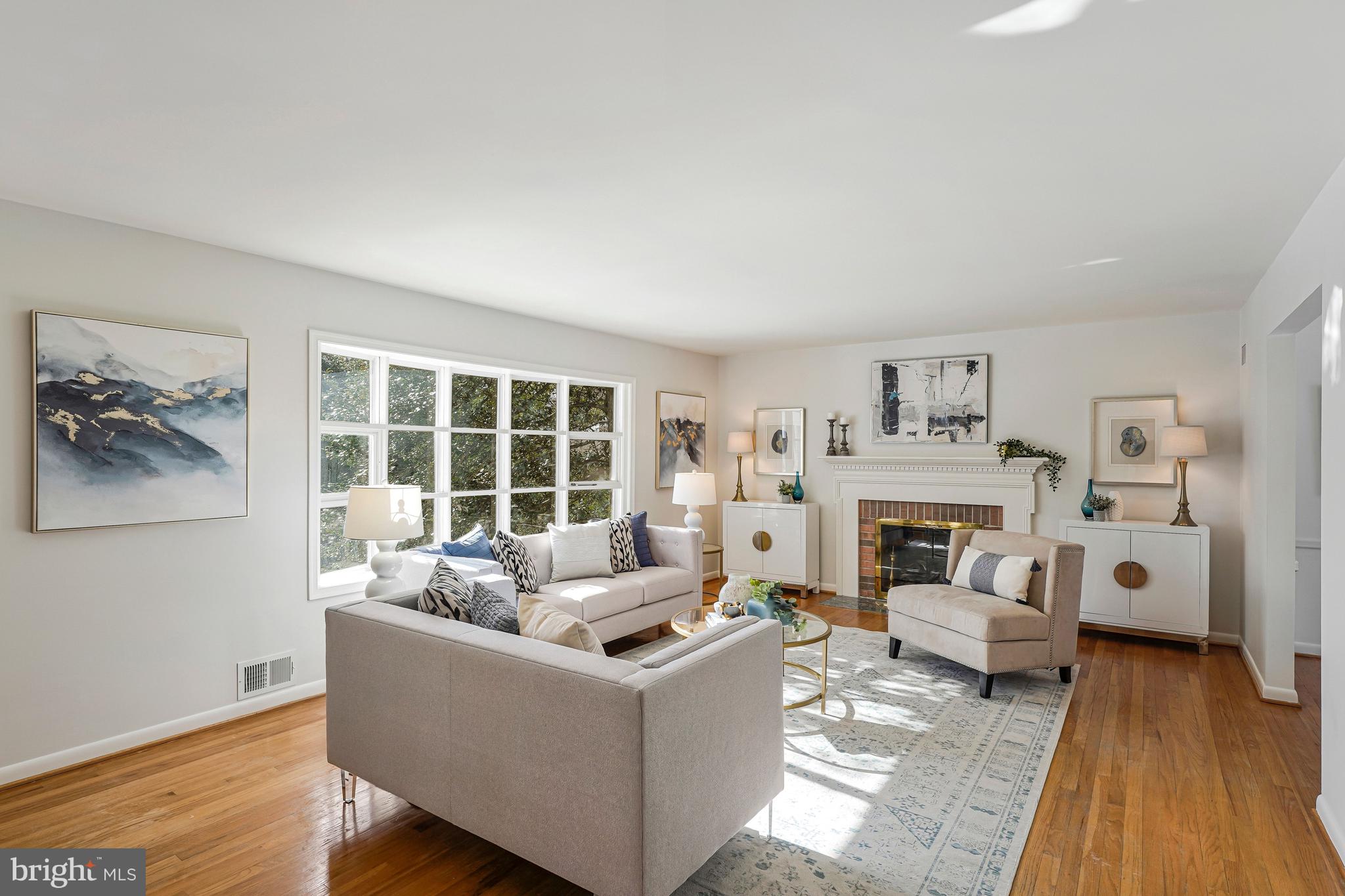 MC LEAN HAMLET - Residential