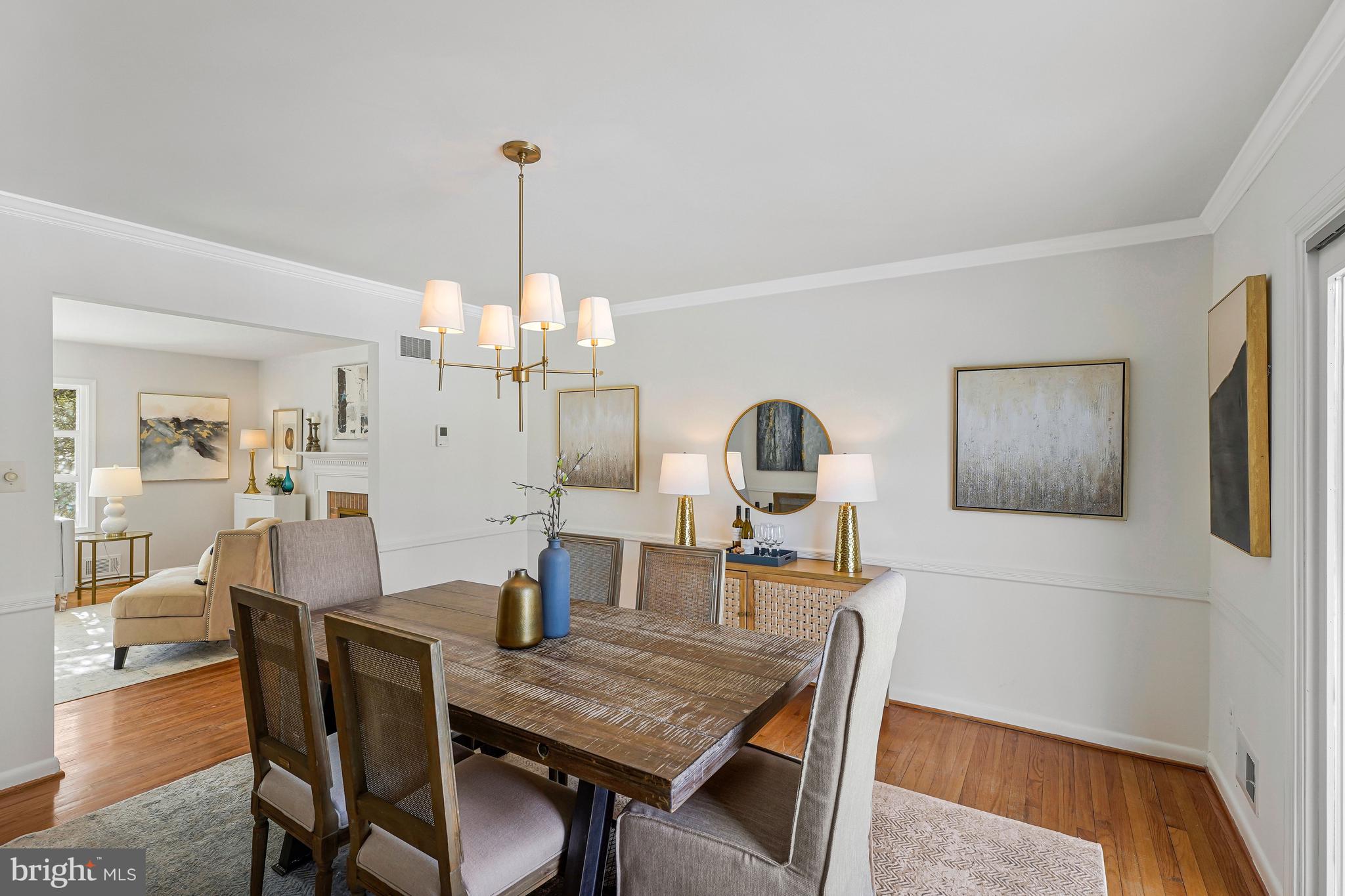 MC LEAN HAMLET - Residential