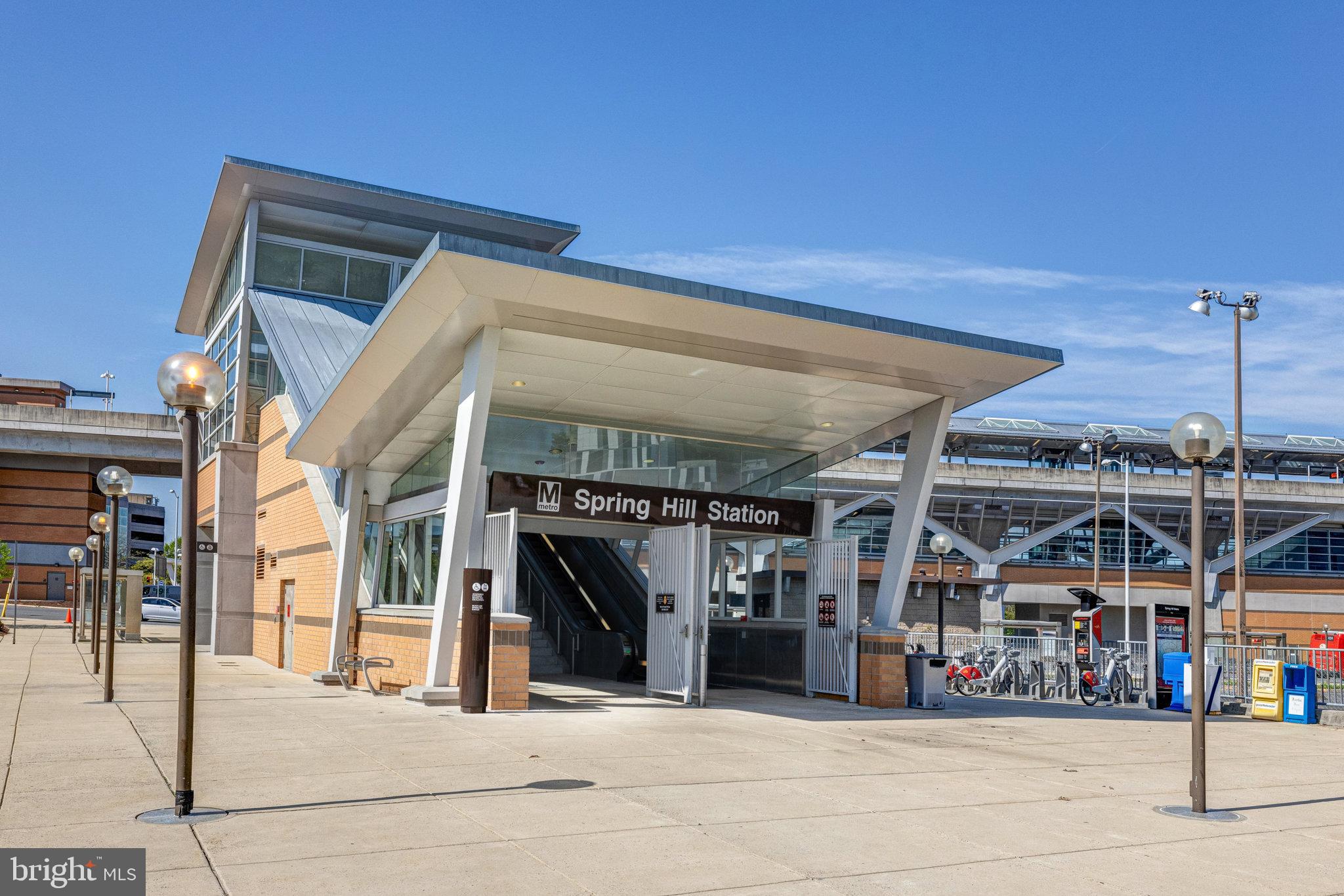 MC LEAN HAMLET - Residential