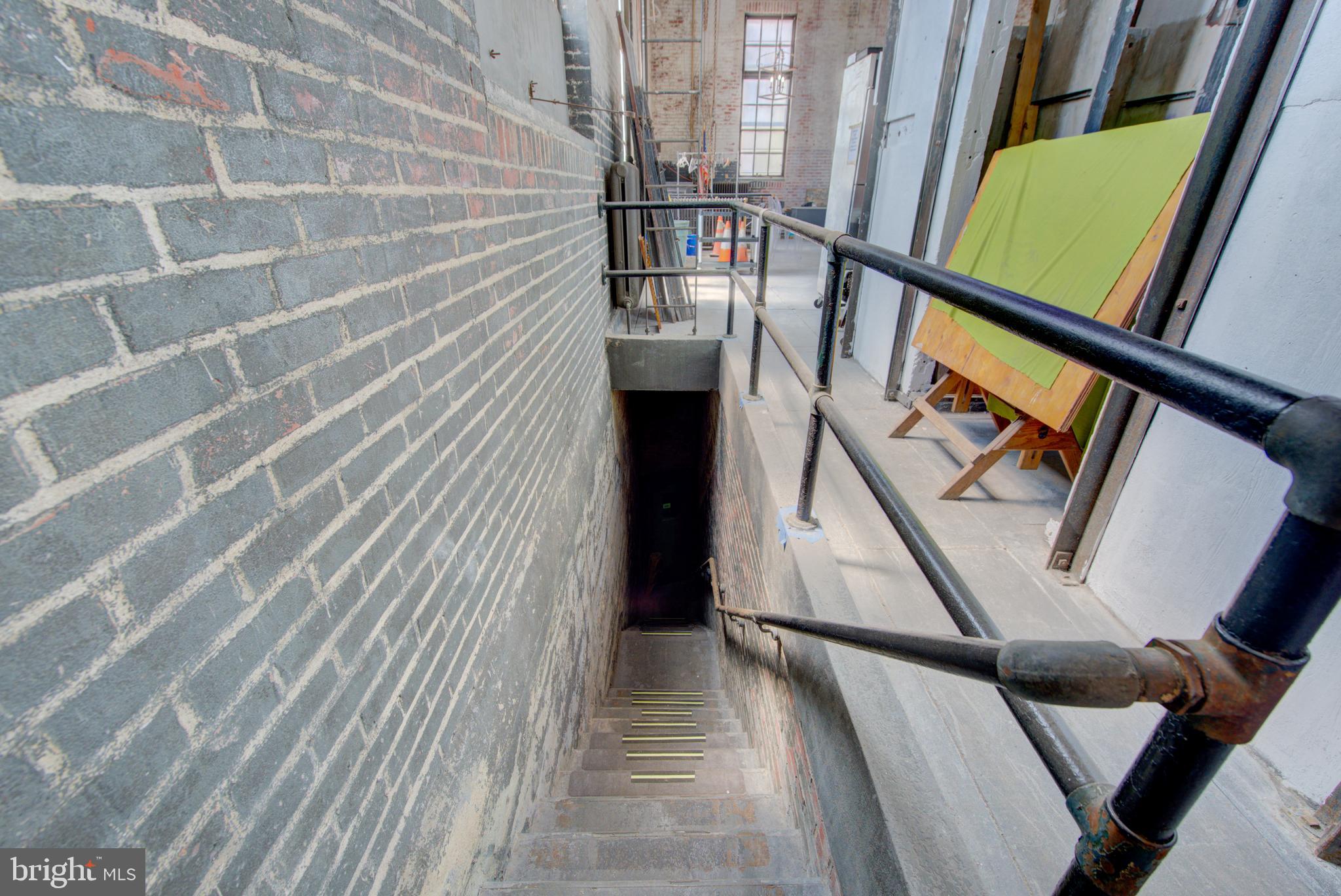 SHARSWOOD - Commercial Lease