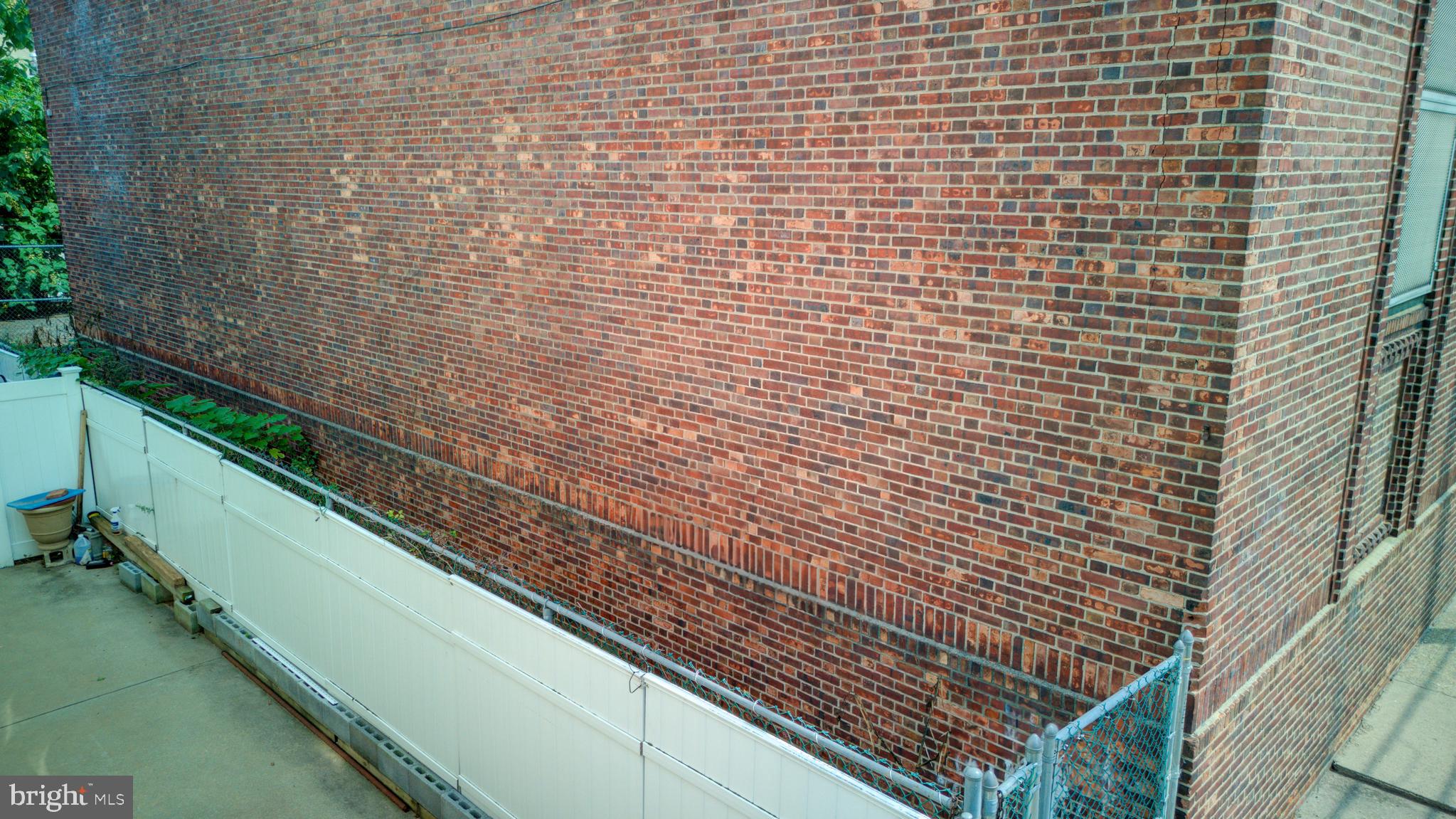 SHARSWOOD - Commercial Lease