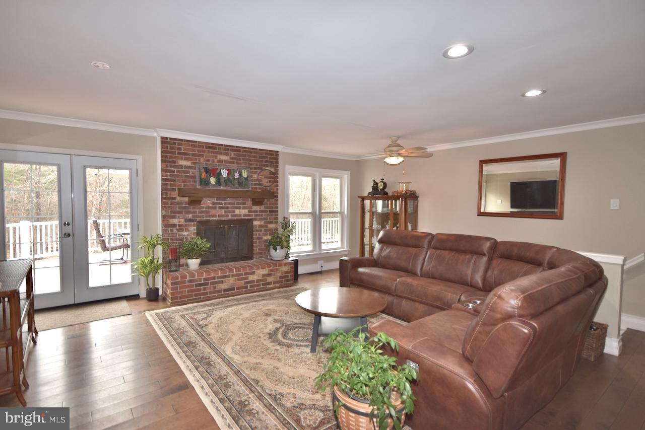 WOODLAWN FARMS - Residential