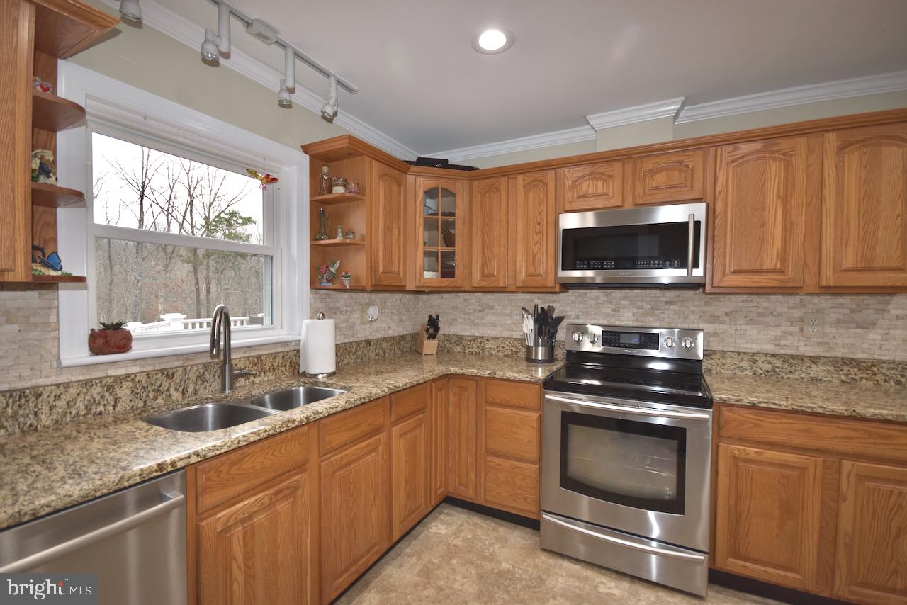 WOODLAWN FARMS - Residential