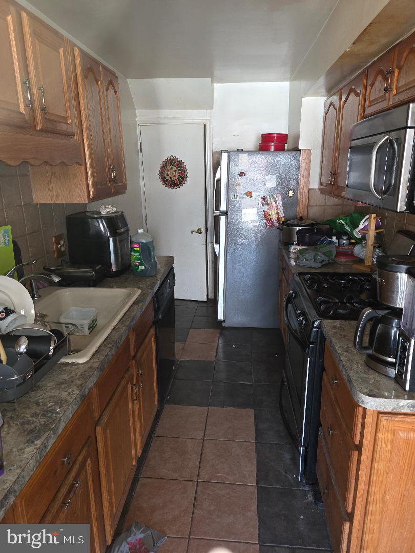 MAYFAIR (WEST) - Residential