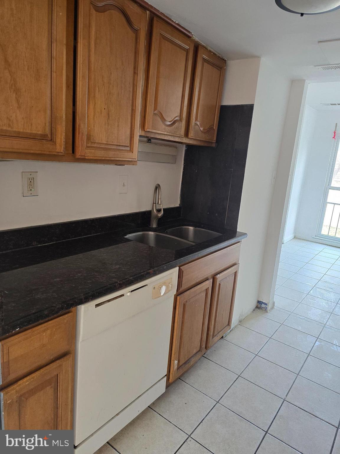 STEVENSON SQUARE - Residential