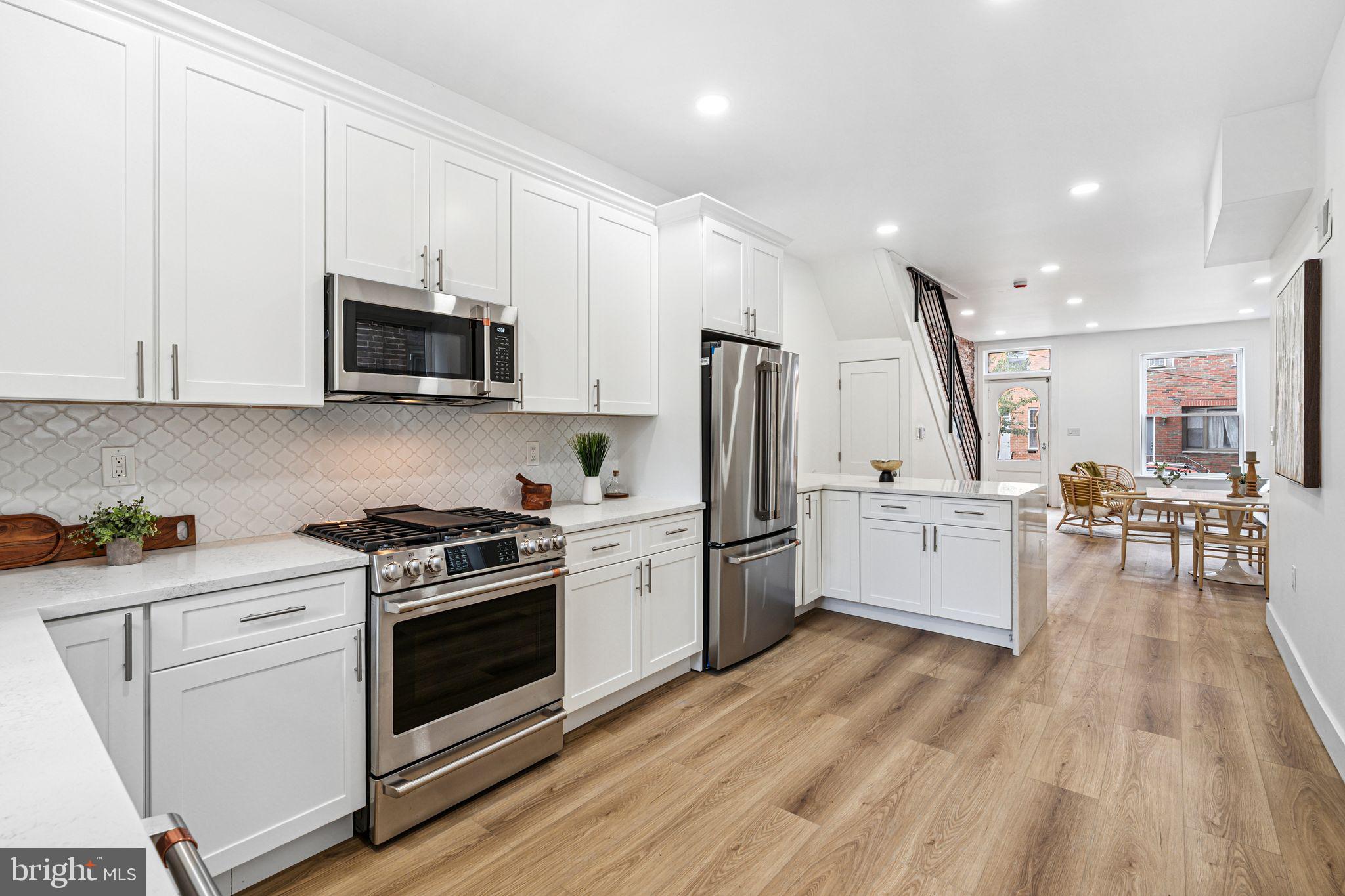 PASSYUNK SQUARE - Residential