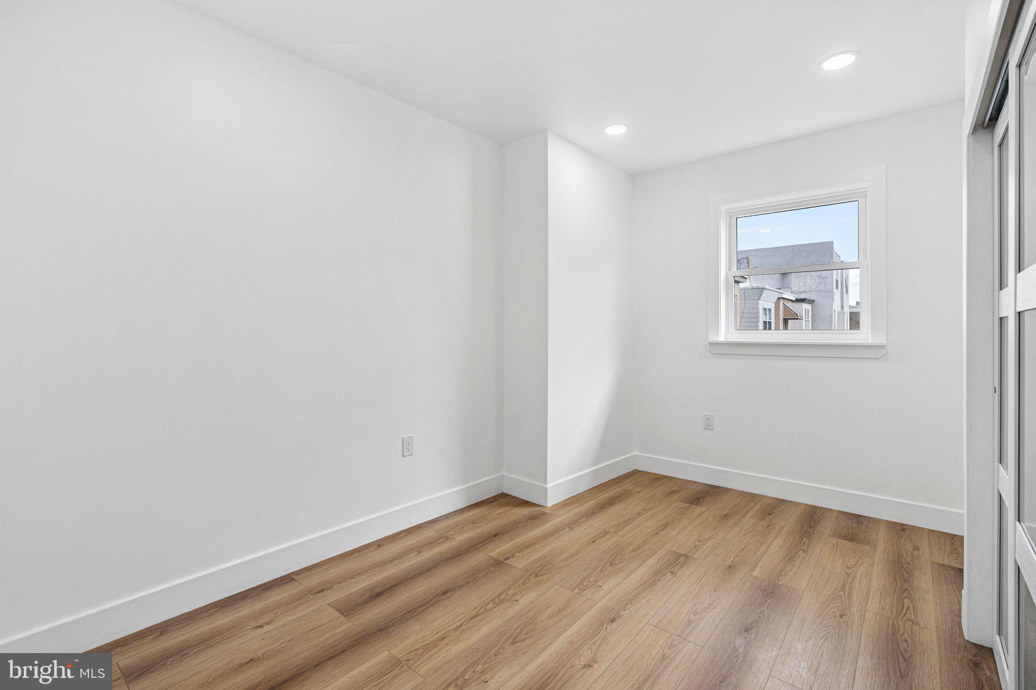 PASSYUNK SQUARE - Residential