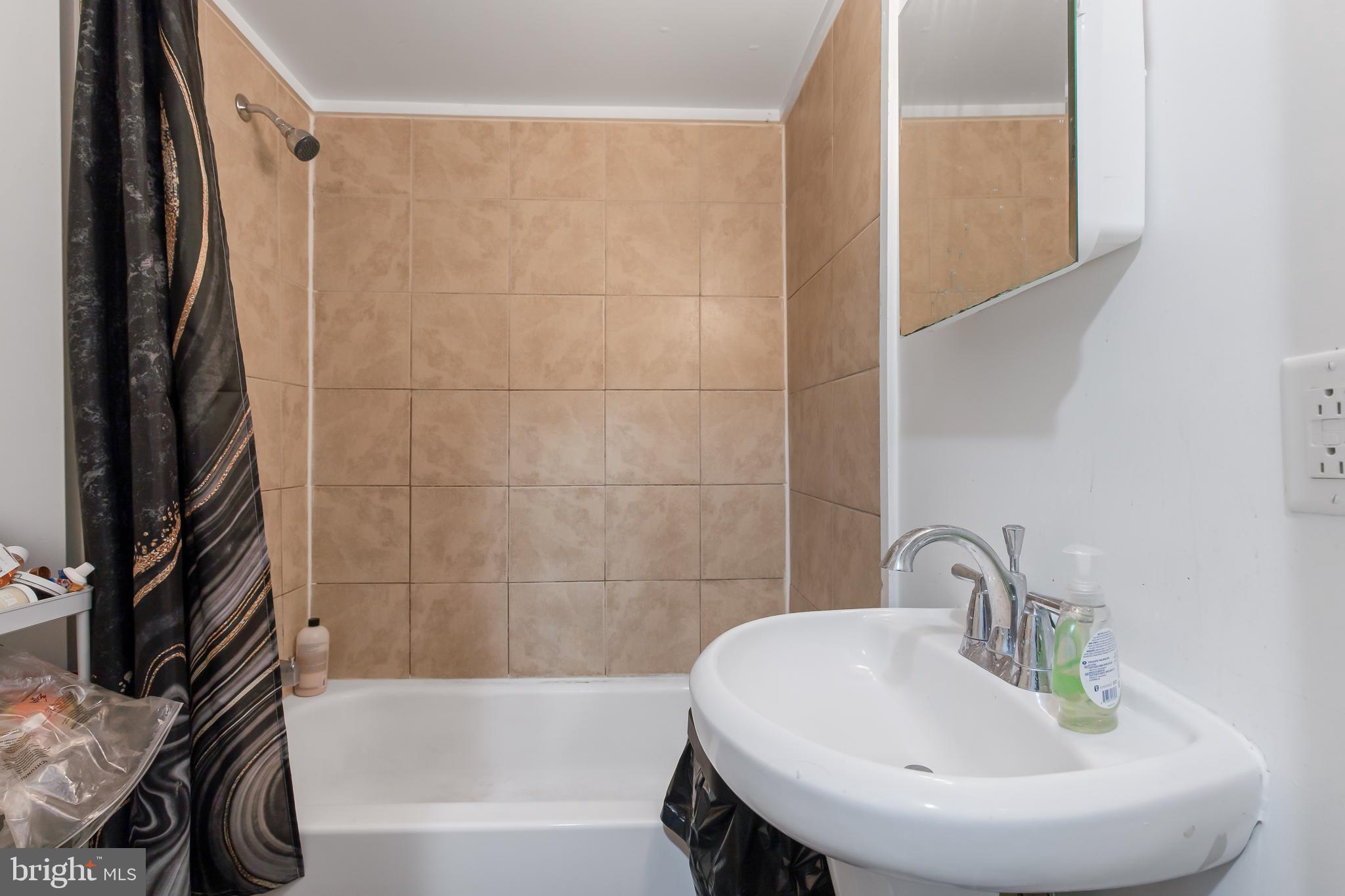 WEST END LANCASTER - Residential