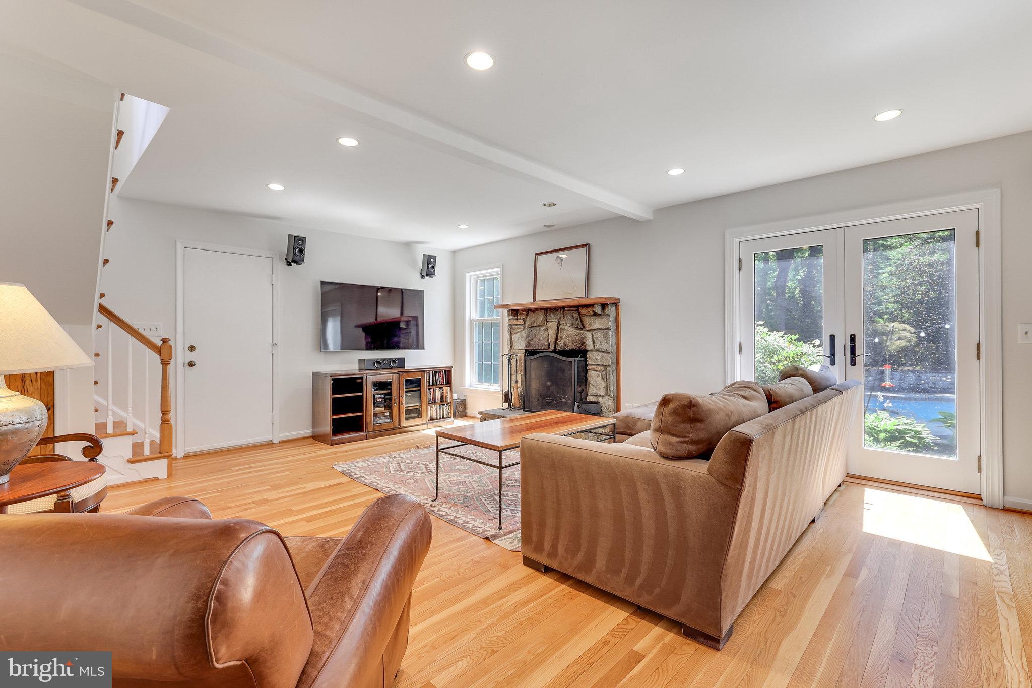 COLVINS GLEN - Residential