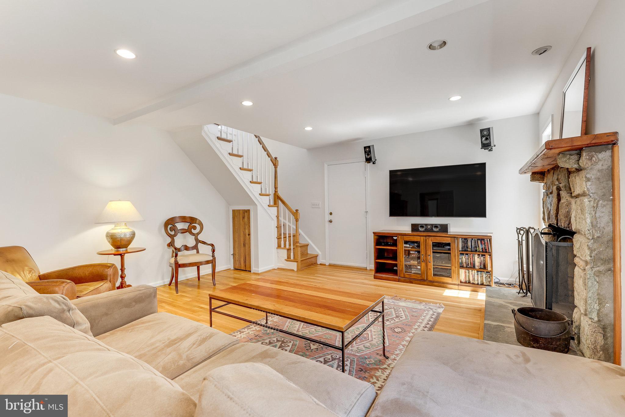 COLVINS GLEN - Residential