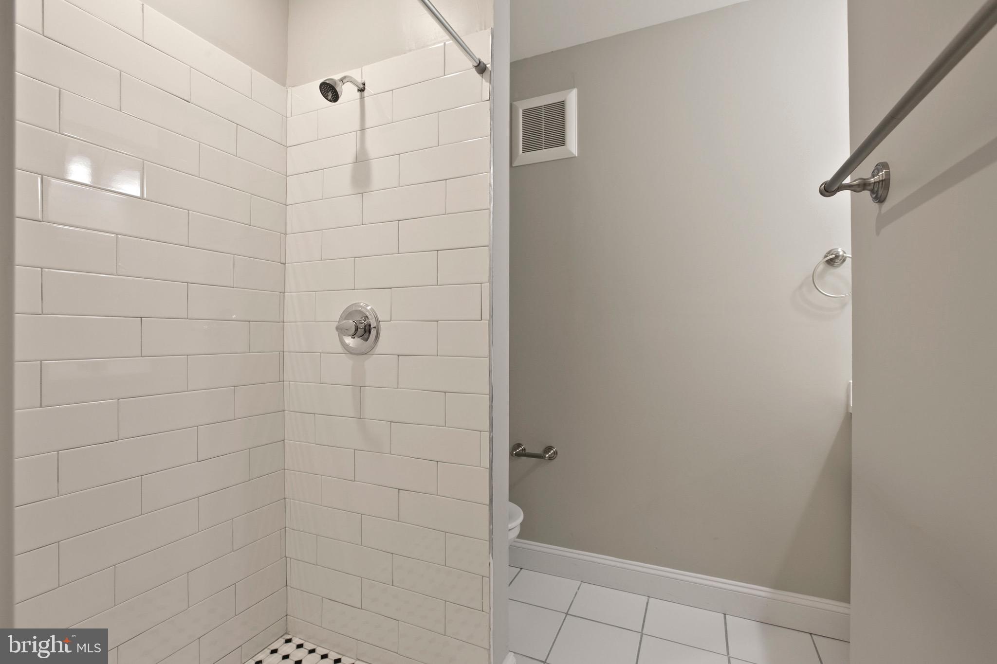 CENTRAL BUSINESS DISTRICT - Residential Lease