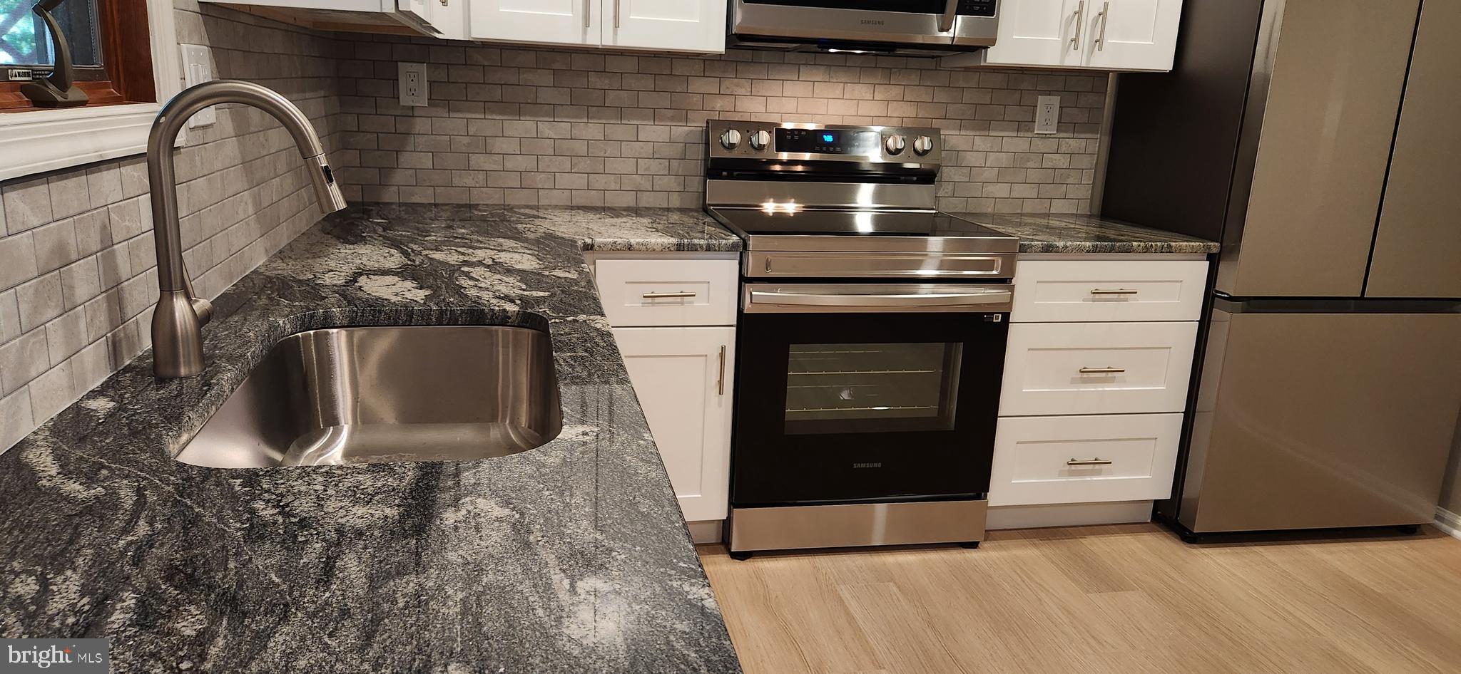 OLDE COLONIAL GREENE - Residential Lease