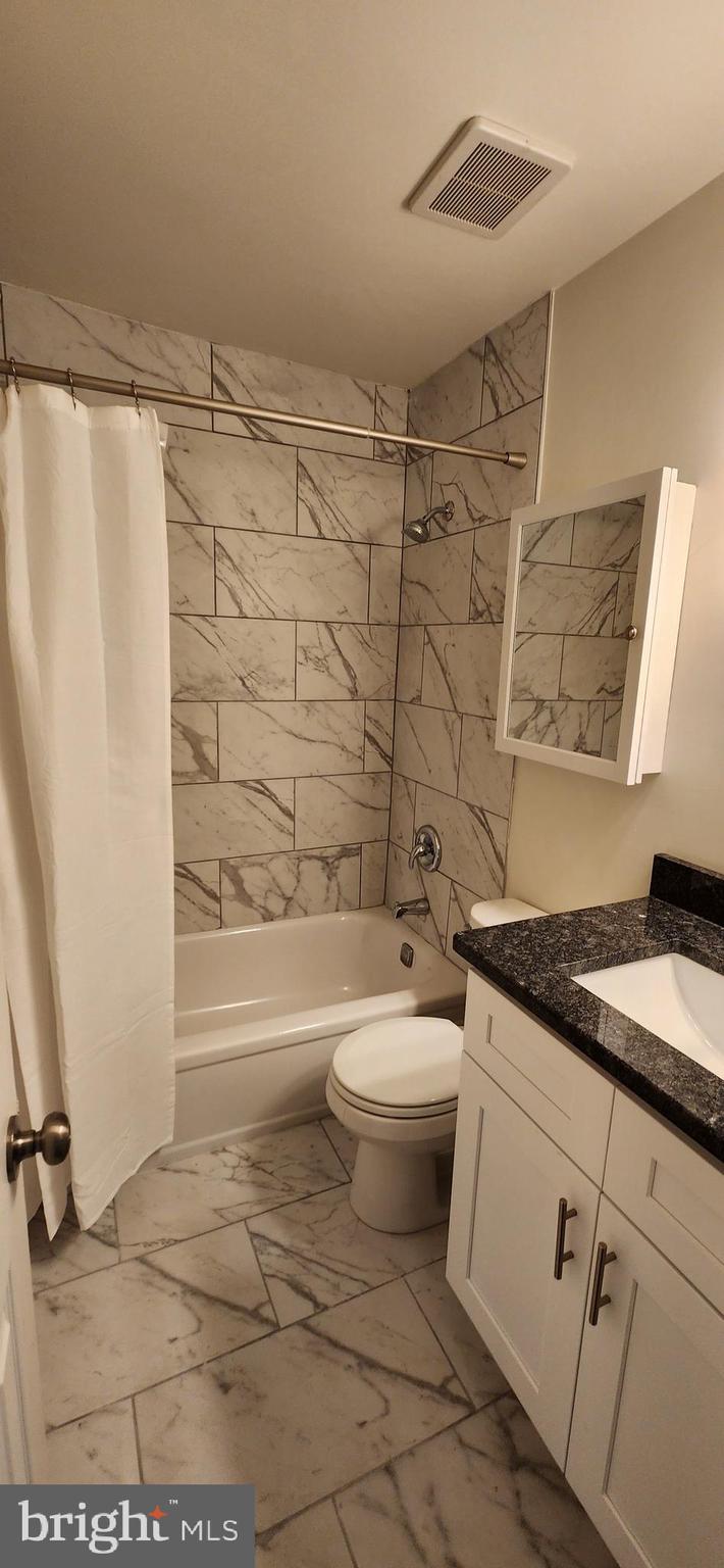 OLDE COLONIAL GREENE - Residential Lease