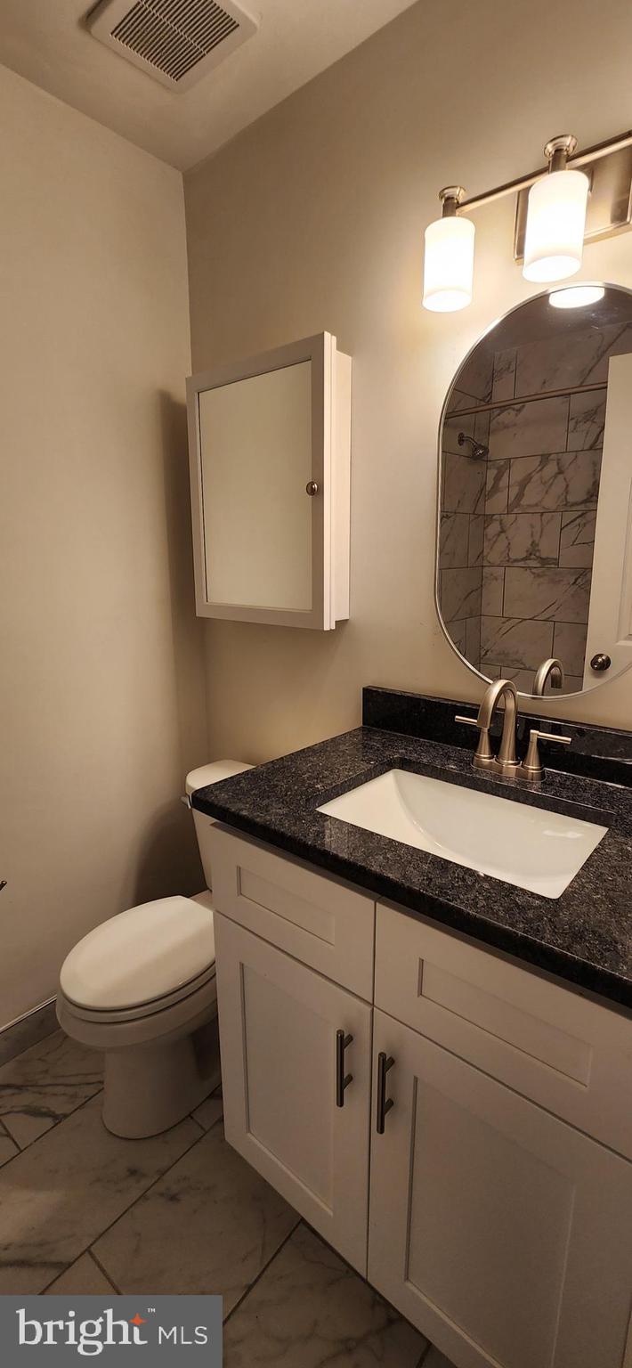 OLDE COLONIAL GREENE - Residential Lease