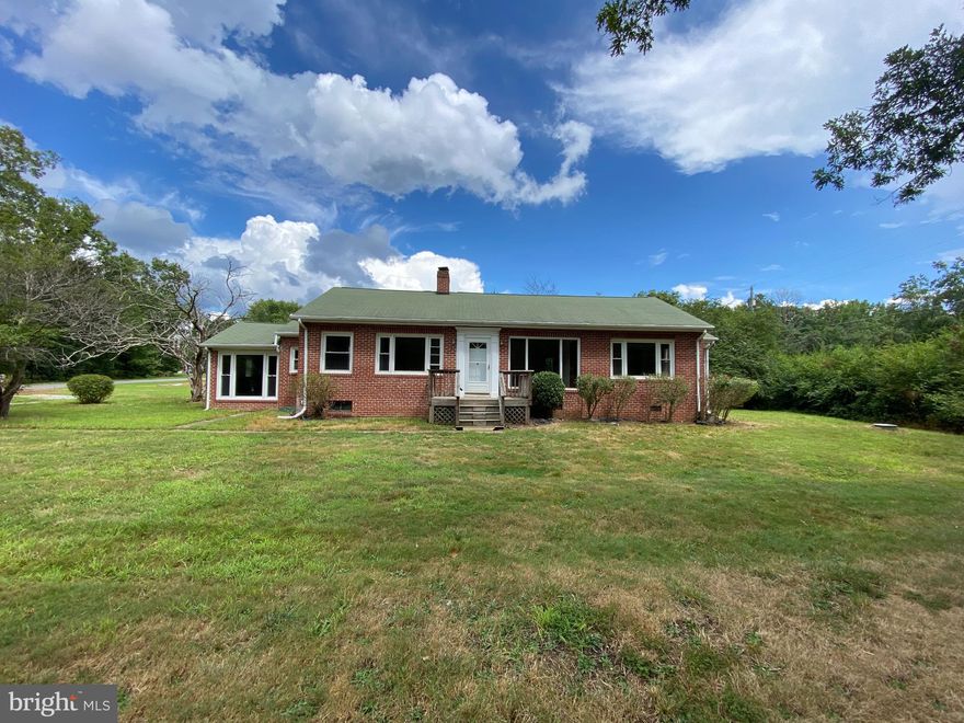 Welcome to this charming 3-bedroom, 1-bathroom detached single-family home, offering nearly 1400 square feet of living space. Enjoy the beauty of hardwood floors throughout and the warmth of natural lighting in every room. A delightful bonus room features a sliding glass door that opens to over an acre of expansive yard space, complete with a covered back porch perfect for relaxing or entertaining. This home is perfect for those seeking both comfort and charm.

*Fireplace for decorative purposes only

******************************************************************************************************************

CREDIT: Good Credit Required
PETS: Yes, case-by-case
PET FEE: $450/pet non-refundable fee
VOUCHERS: Housing Choice Vouchers accepted
UTILITIES: Tenant Pays All
APPLICATION FEE: $60 per applicant
SECURITY DEPOSIT:  Minimum One month's rent (Please note that in certain cases, a double deposit may be required)
RESIDENT BENEFIT PACKAGE: $25/month
LEASING FEE:  $125 One time due with Move-in Funds.