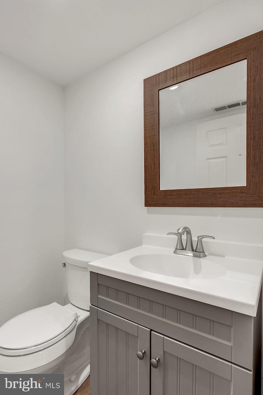 WHITE OAK - Residential