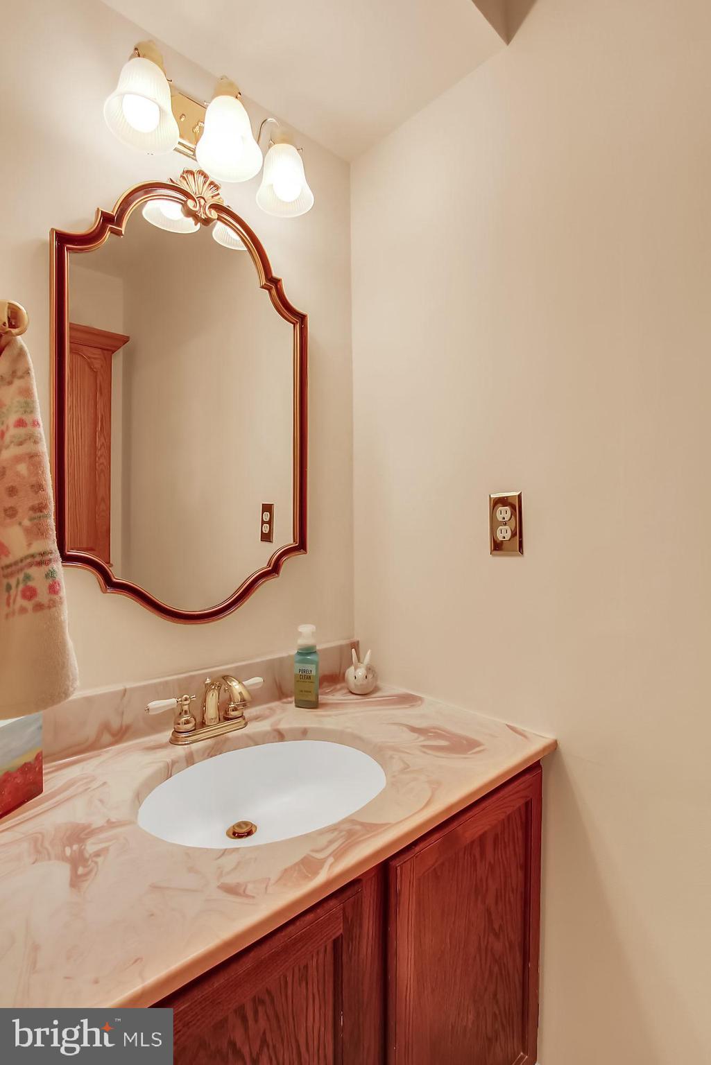 WHITE OAK - Residential