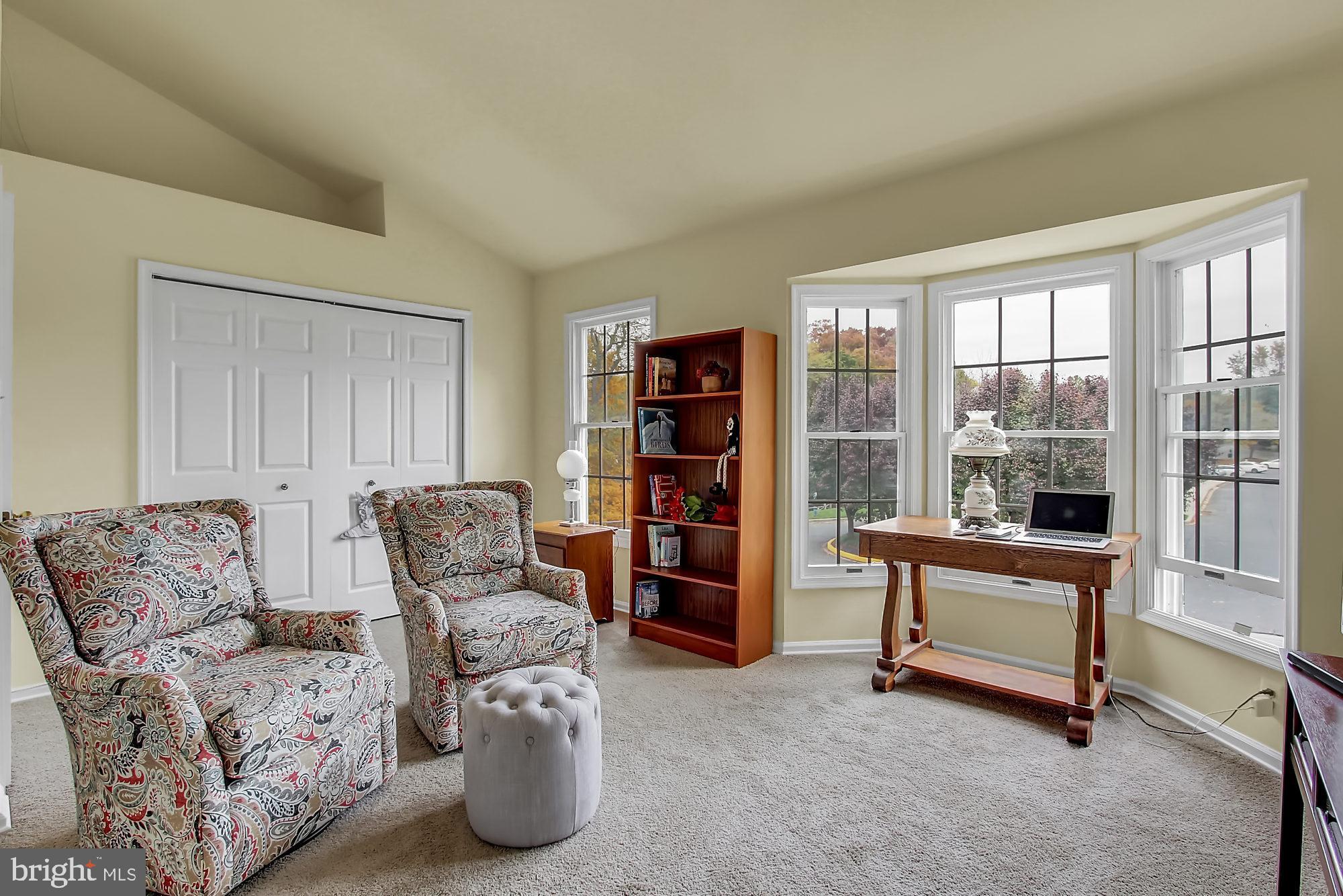 WHITE OAK - Residential