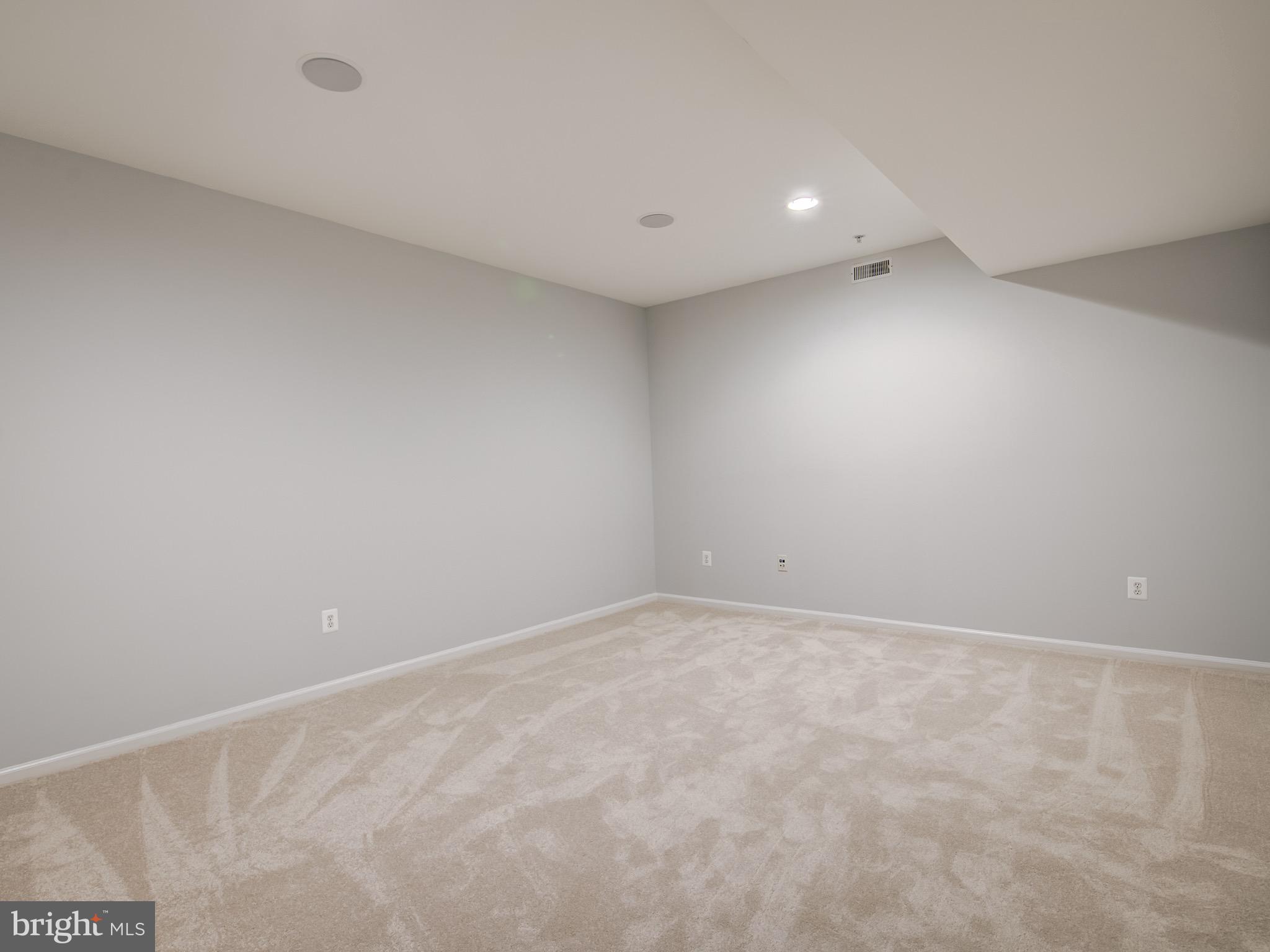 SUMMERFIELD AT RIVER HILL - Residential