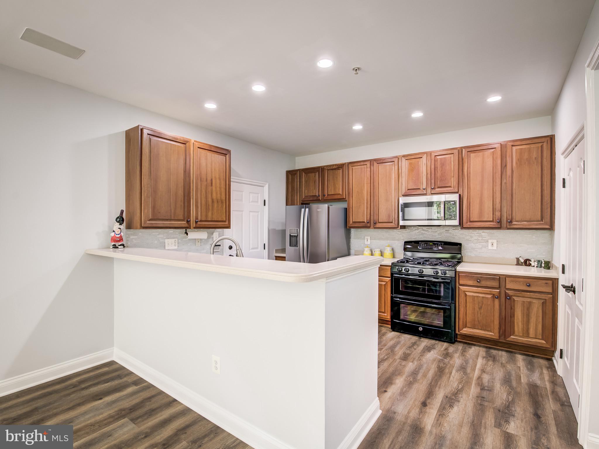 SUMMERFIELD AT RIVER HILL - Residential