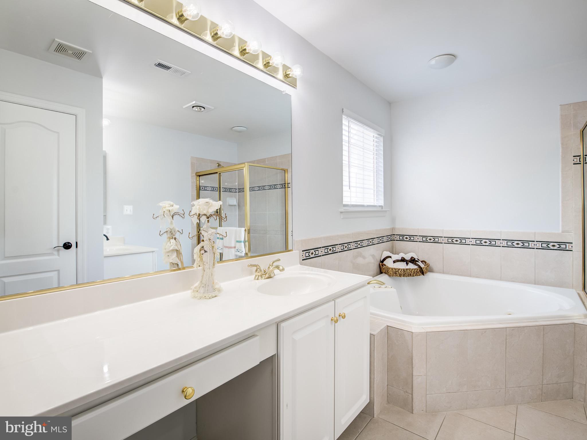 SUMMERFIELD AT RIVER HILL - Residential