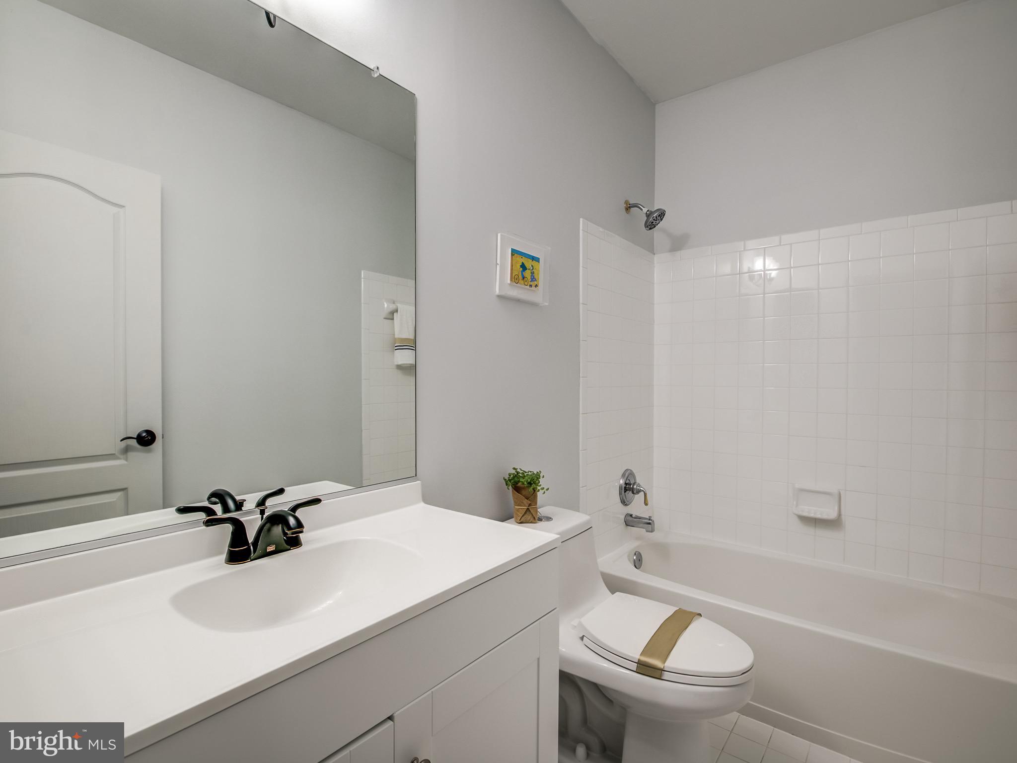 SUMMERFIELD AT RIVER HILL - Residential