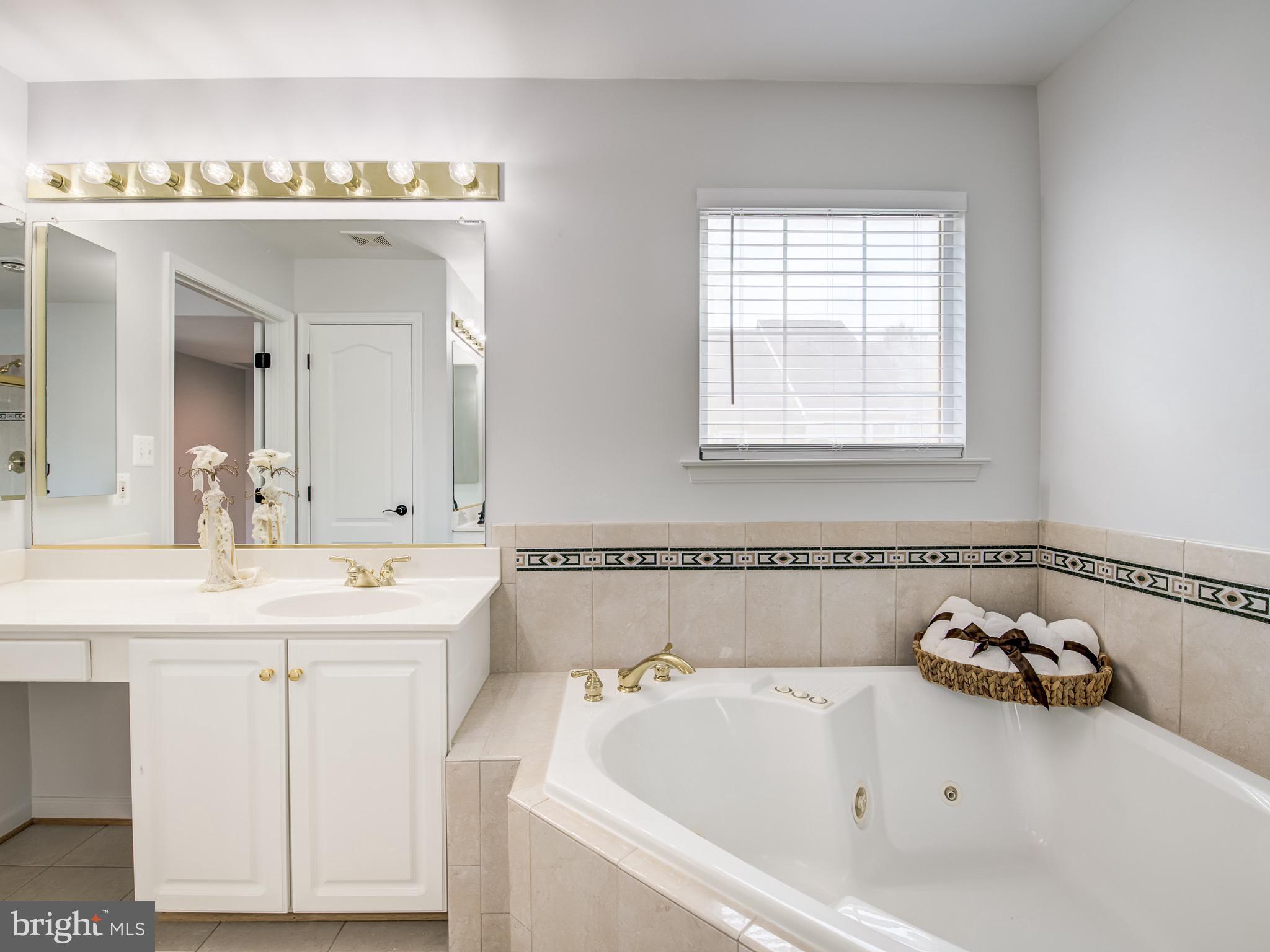 SUMMERFIELD AT RIVER HILL - Residential