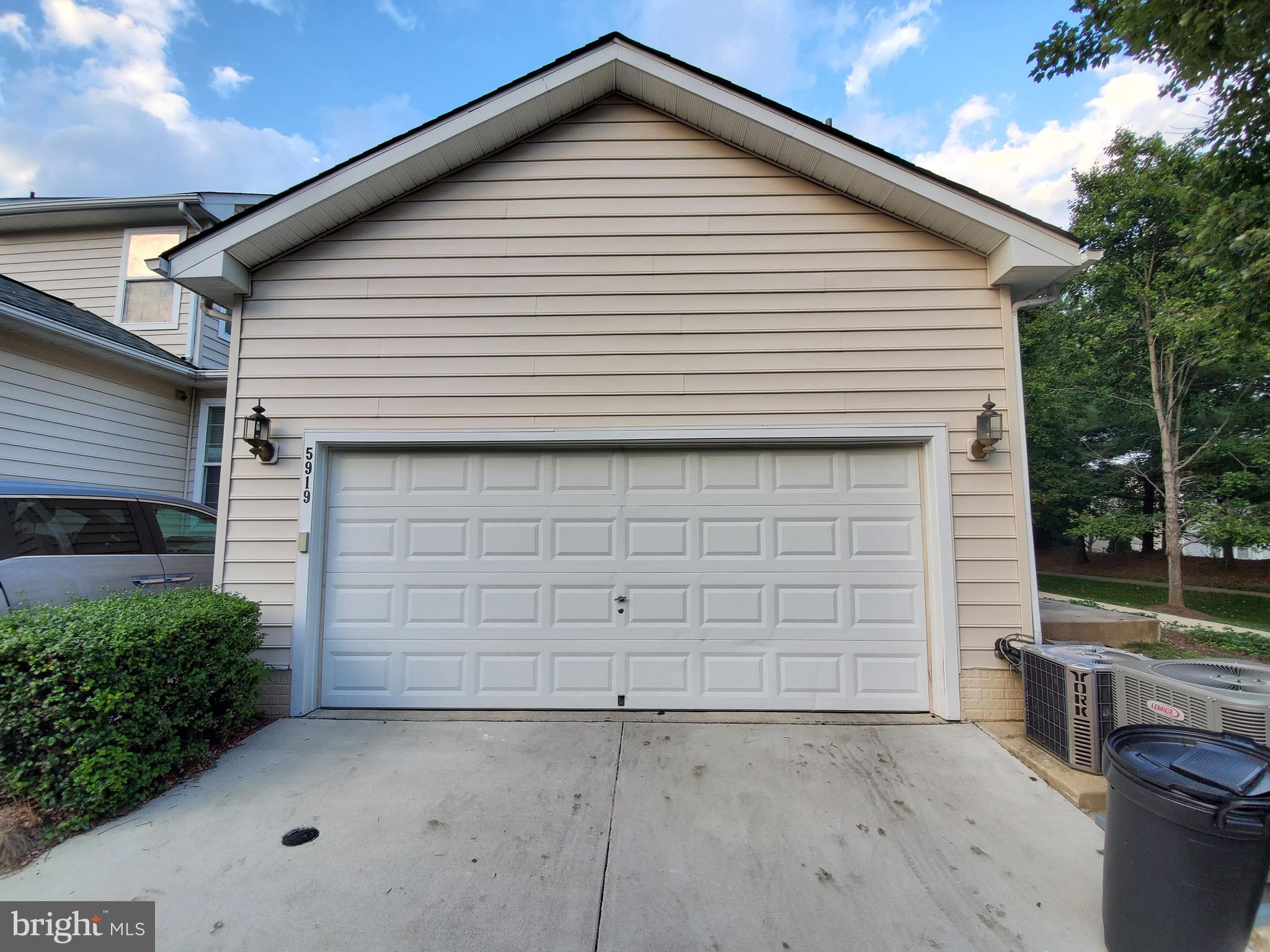 SUMMERFIELD AT RIVER HILL - Residential